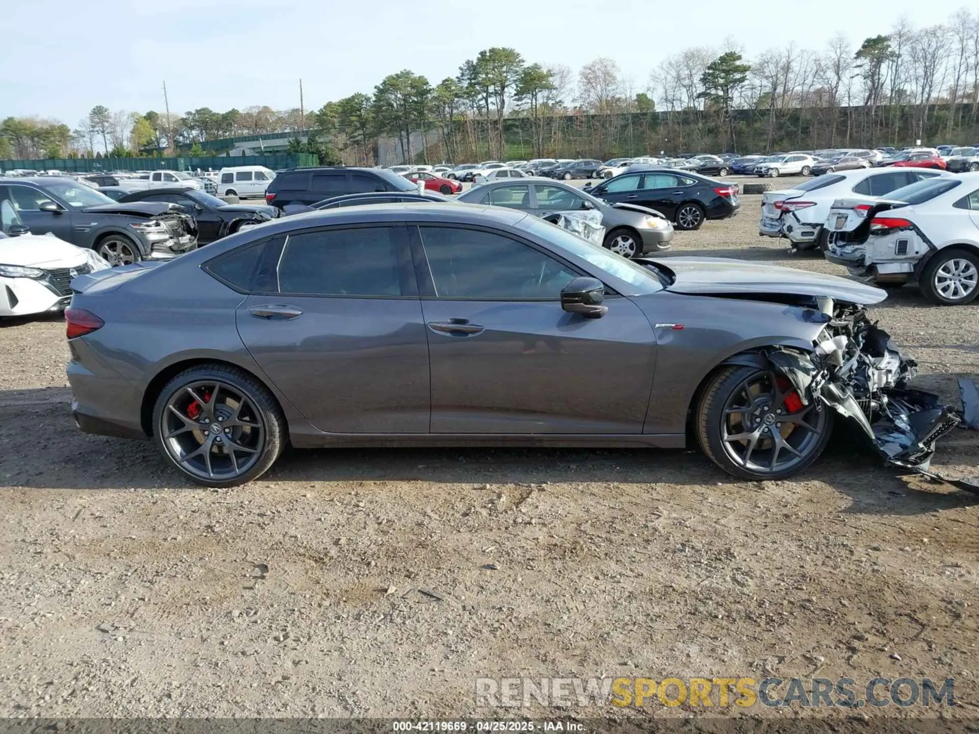 13 fotografías del automóvil dañado 19UUB7F95PA001368 ACURA TLX 2023
