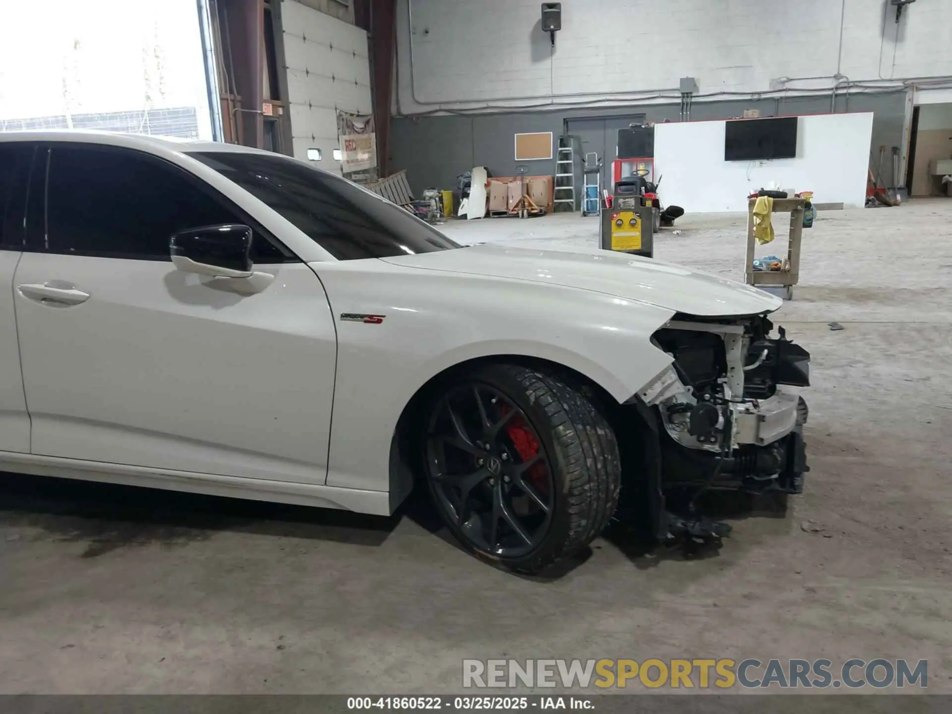 18 fotografías del automóvil dañado 19UUB7F95PA002147 ACURA TLX 2023