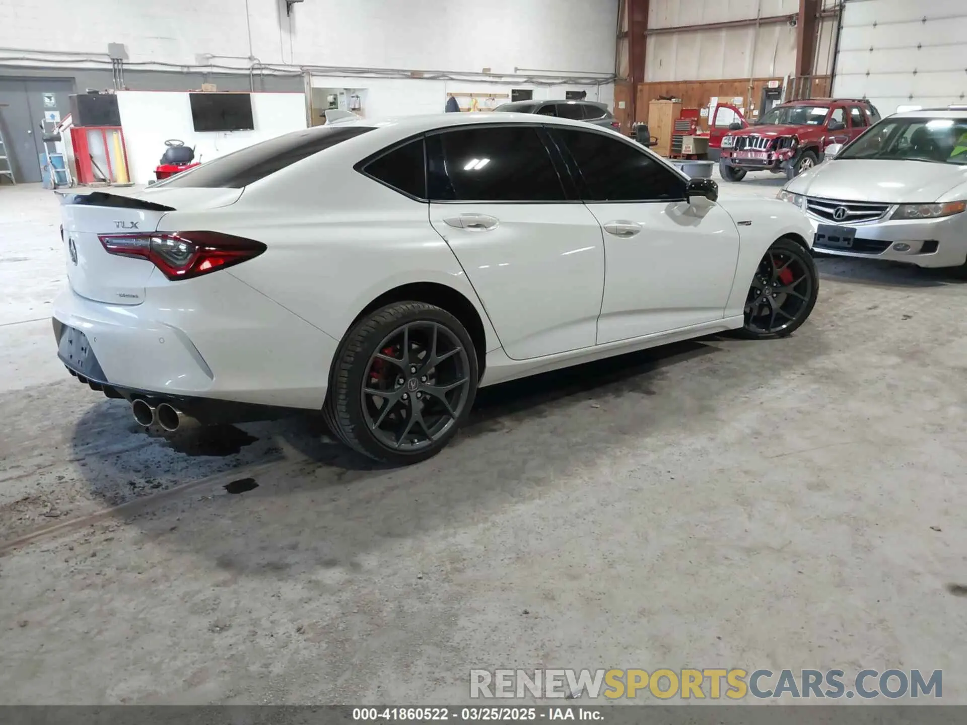 4 fotografías del automóvil dañado 19UUB7F95PA002147 ACURA TLX 2023