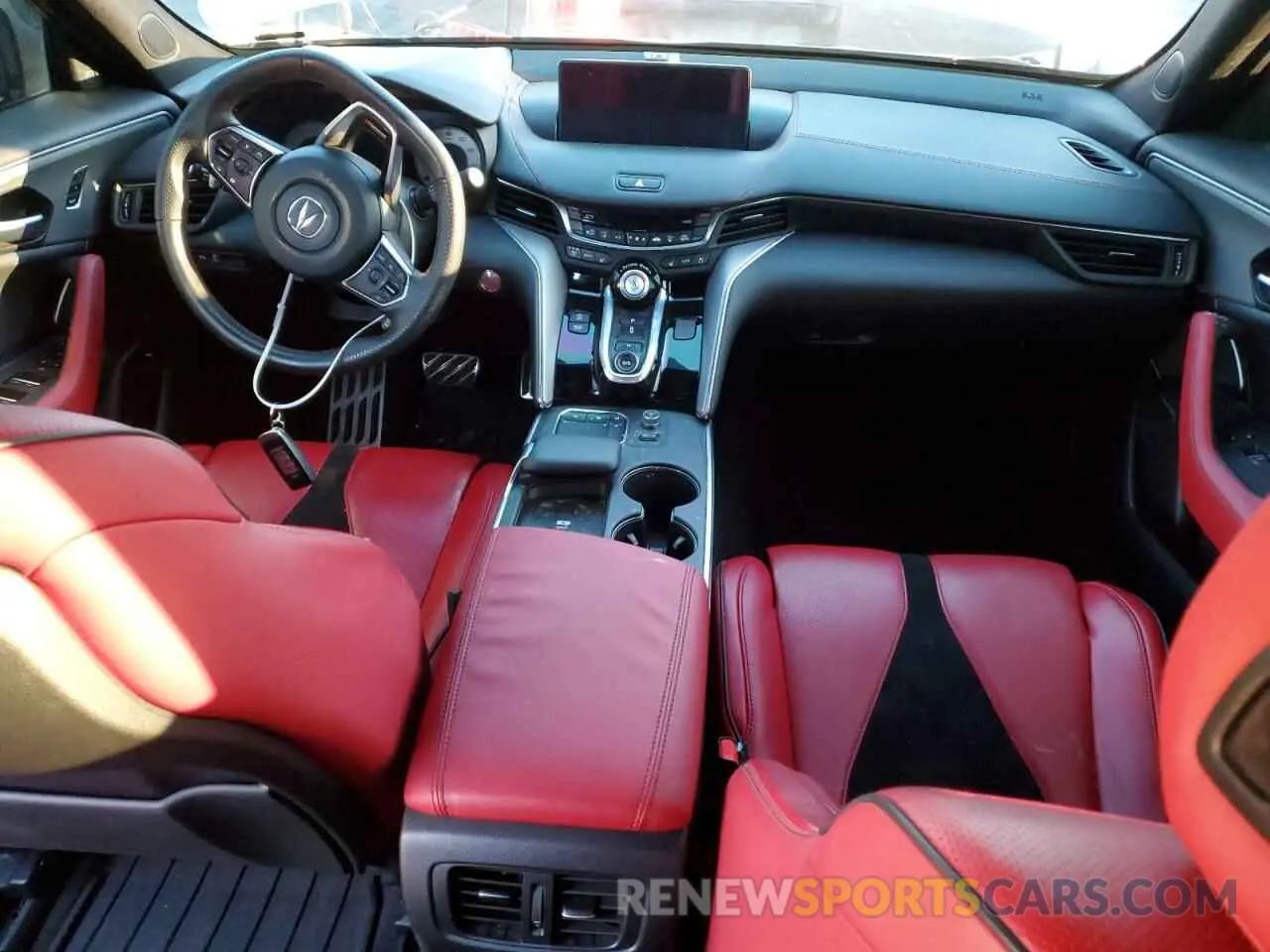 8 fotografías del automóvil dañado 19UUB7F95PA003122 ACURA TLX 2023