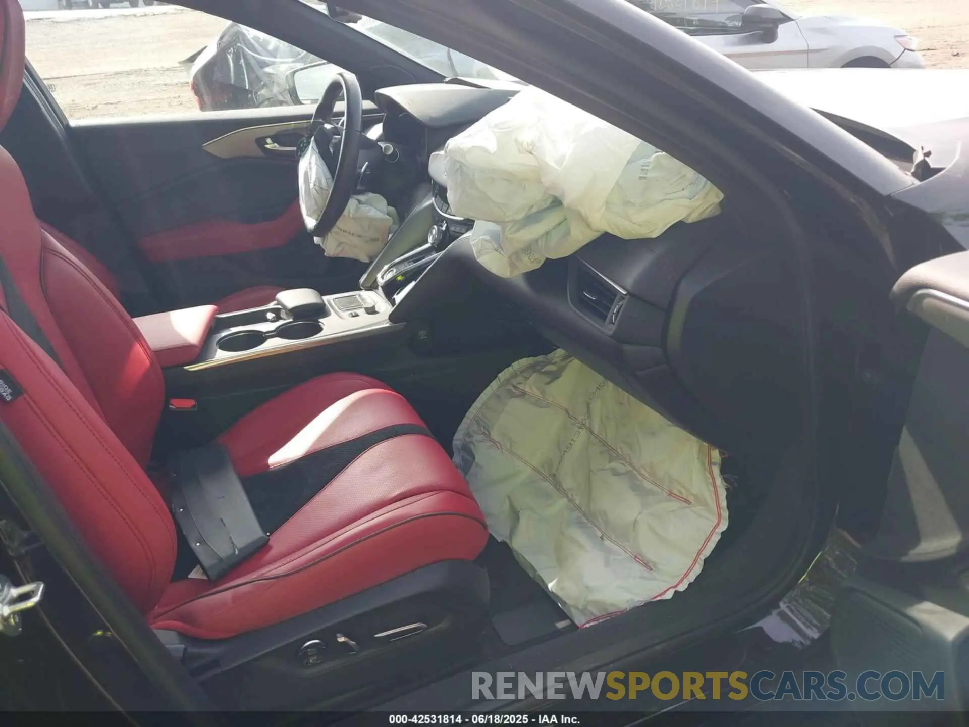5 fotografías del automóvil dañado 19UUB7F9XPA001690 ACURA TLX 2023