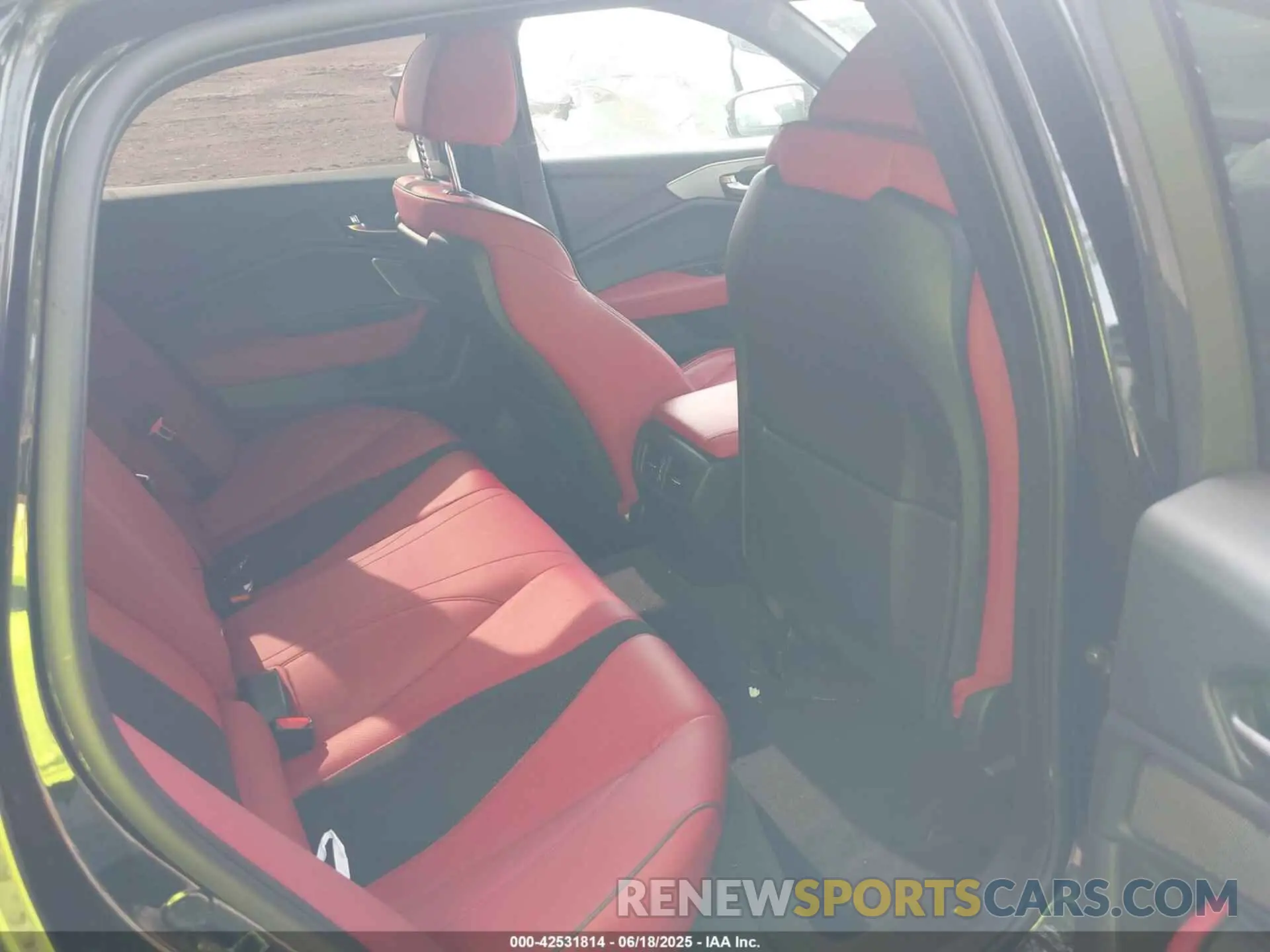 8 fotografías del automóvil dañado 19UUB7F9XPA001690 ACURA TLX 2023
