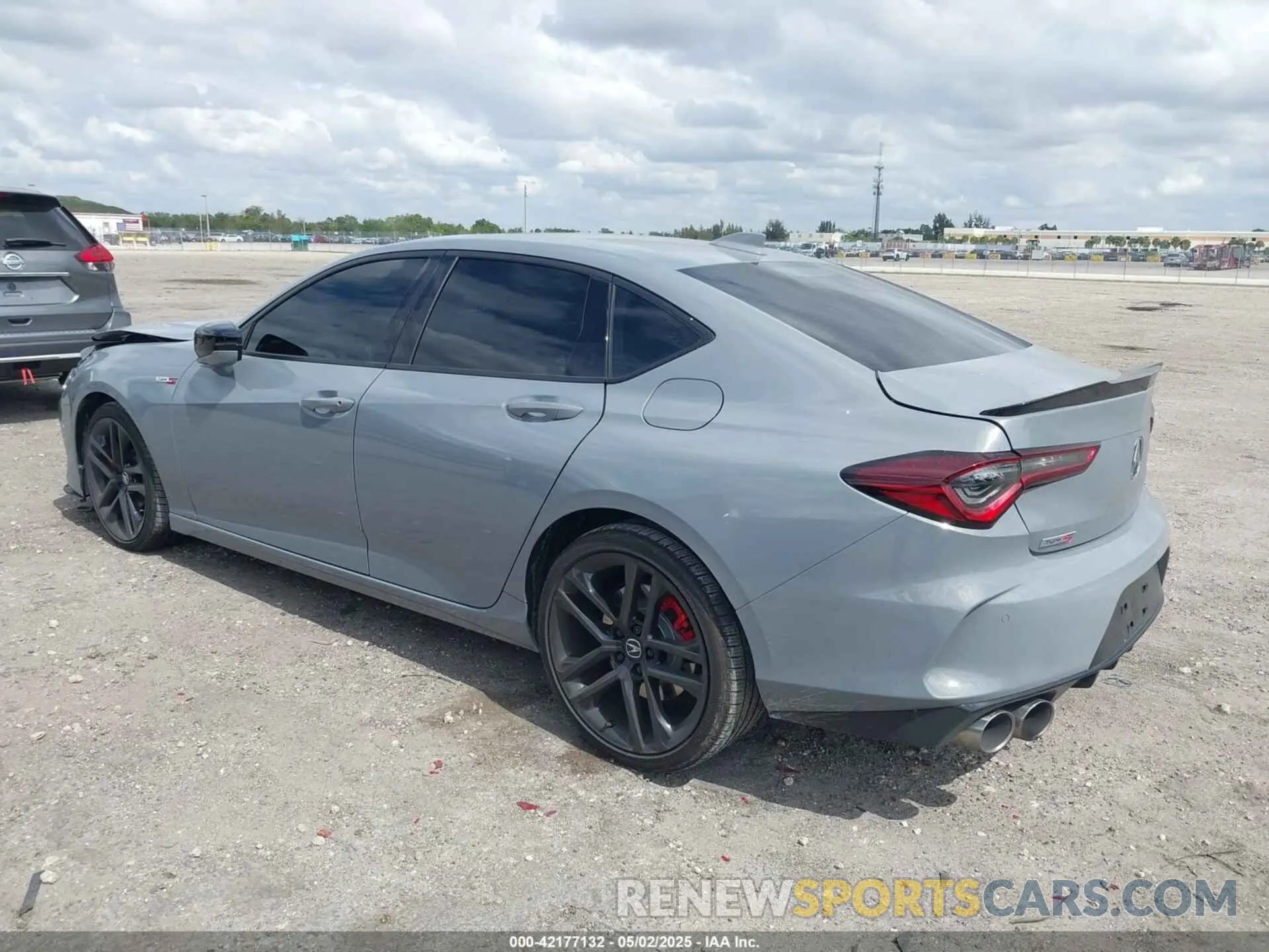 3 fotografías del automóvil dañado 19UUB7F08RA000445 ACURA TLX 2024