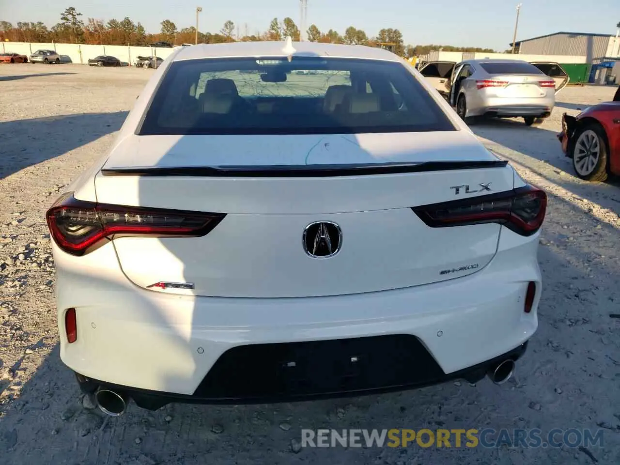 6 fotografías del automóvil dañado 19UUB6F54SA000910 ACURA TLX 2025
