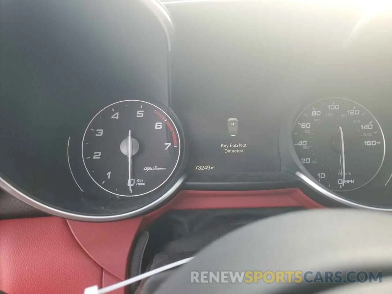 9 fotografías del automóvil dañado ZARFAMAN3K7602593 ALFA ROMEO GIULIA 2019