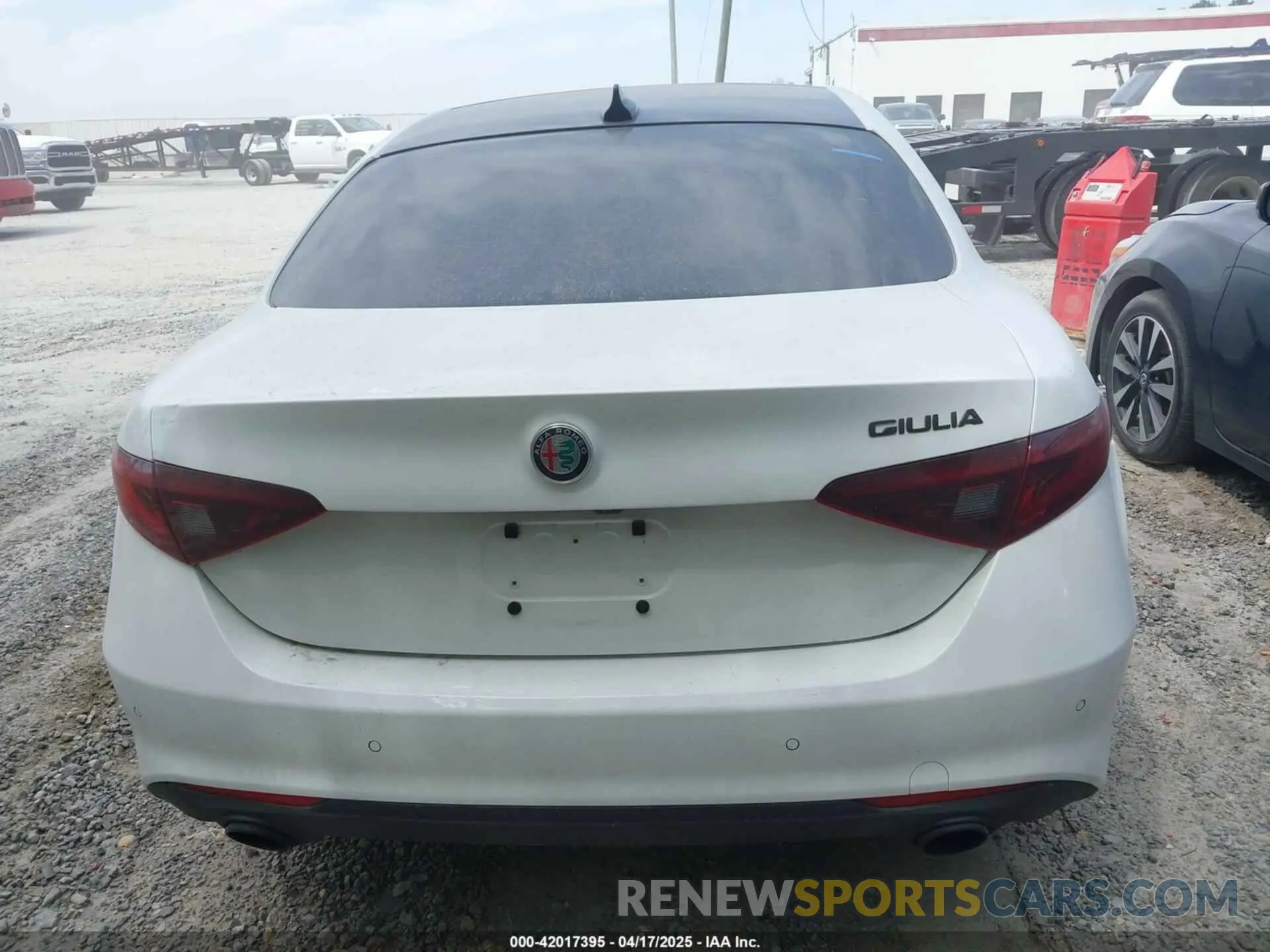 16 fotografías del automóvil dañado ZARFAMAN3K7622360 ALFA ROMEO GIULIA 2019