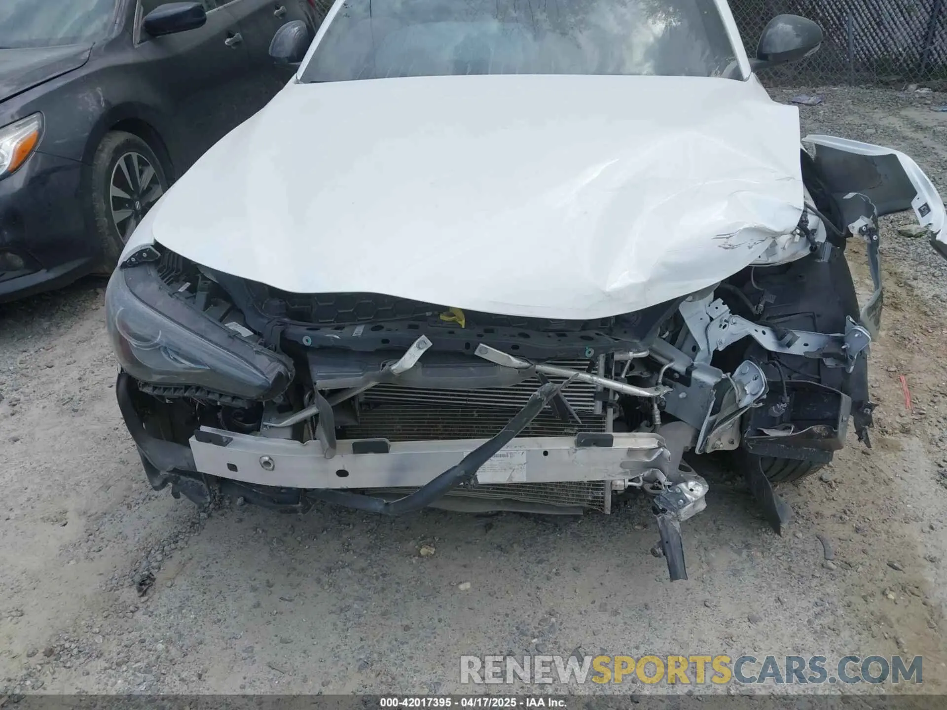 17 fotografías del automóvil dañado ZARFAMAN3K7622360 ALFA ROMEO GIULIA 2019