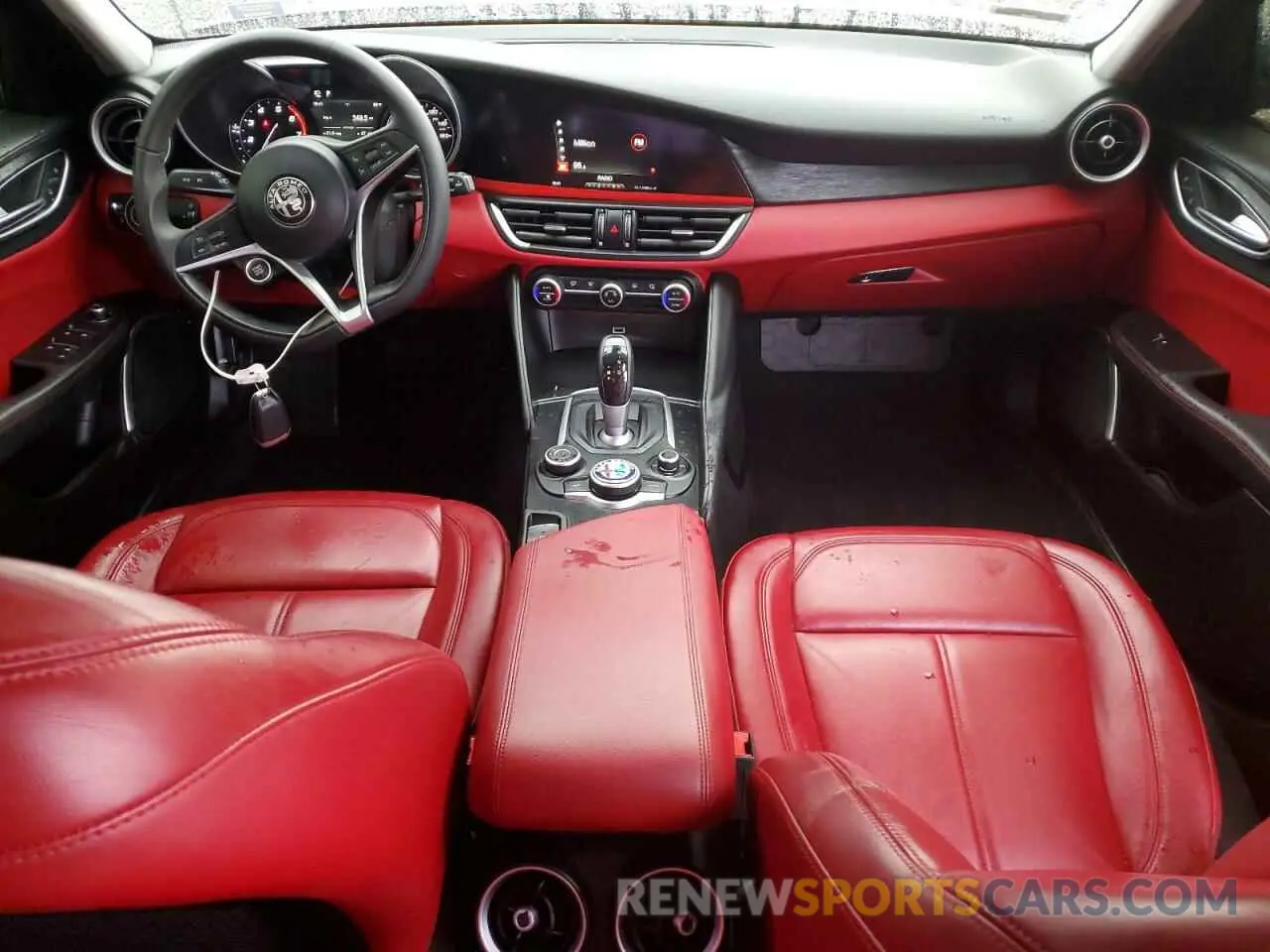 8 fotografías del automóvil dañado ZARFAMAN4K7606393 ALFA ROMEO GIULIA 2019