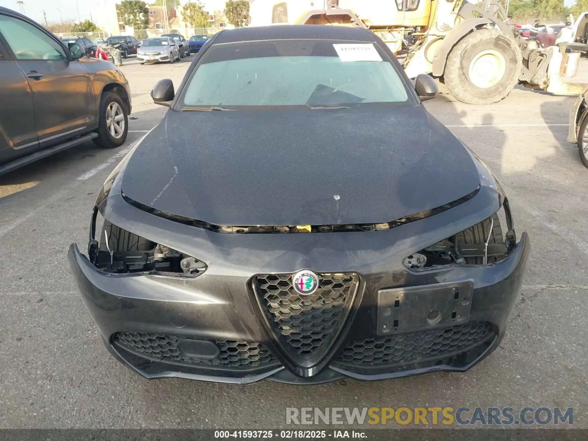 13 fotografías del automóvil dañado ZARFAMAN4K7610914 ALFA ROMEO GIULIA 2019