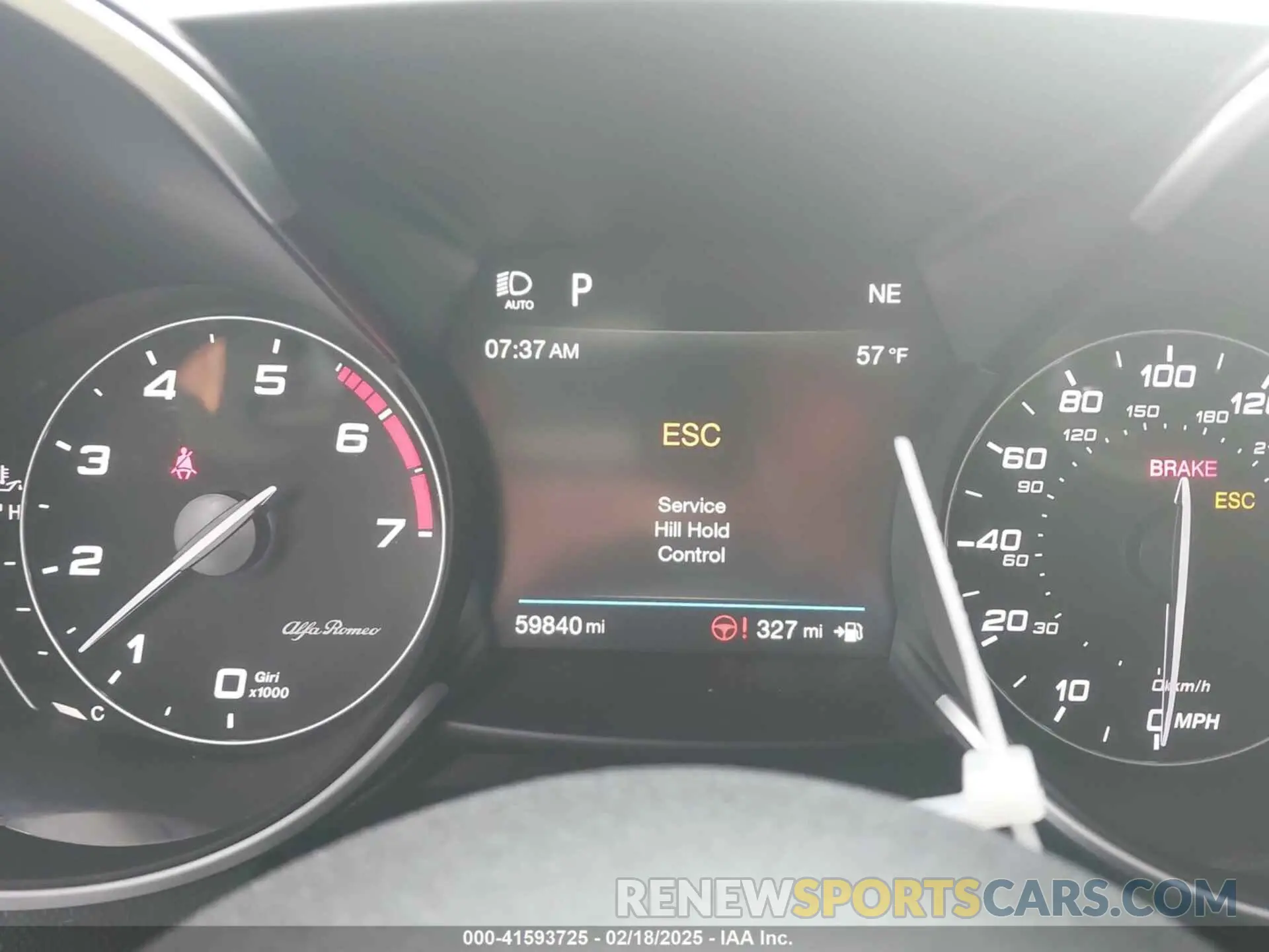 16 fotografías del automóvil dañado ZARFAMAN4K7610914 ALFA ROMEO GIULIA 2019