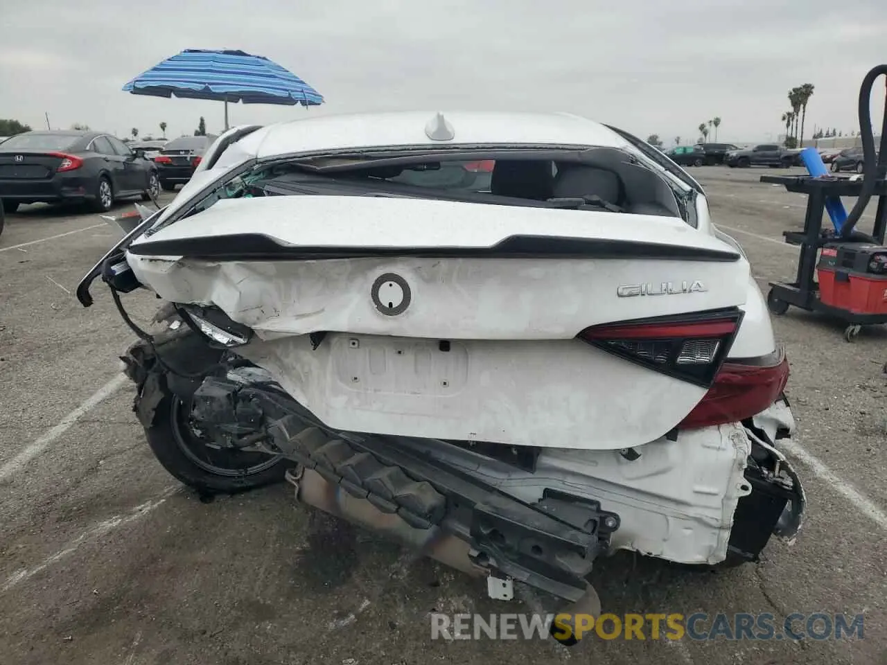 6 fotografías del automóvil dañado ZARFAMAN6K7598202 ALFA ROMEO GIULIA 2019