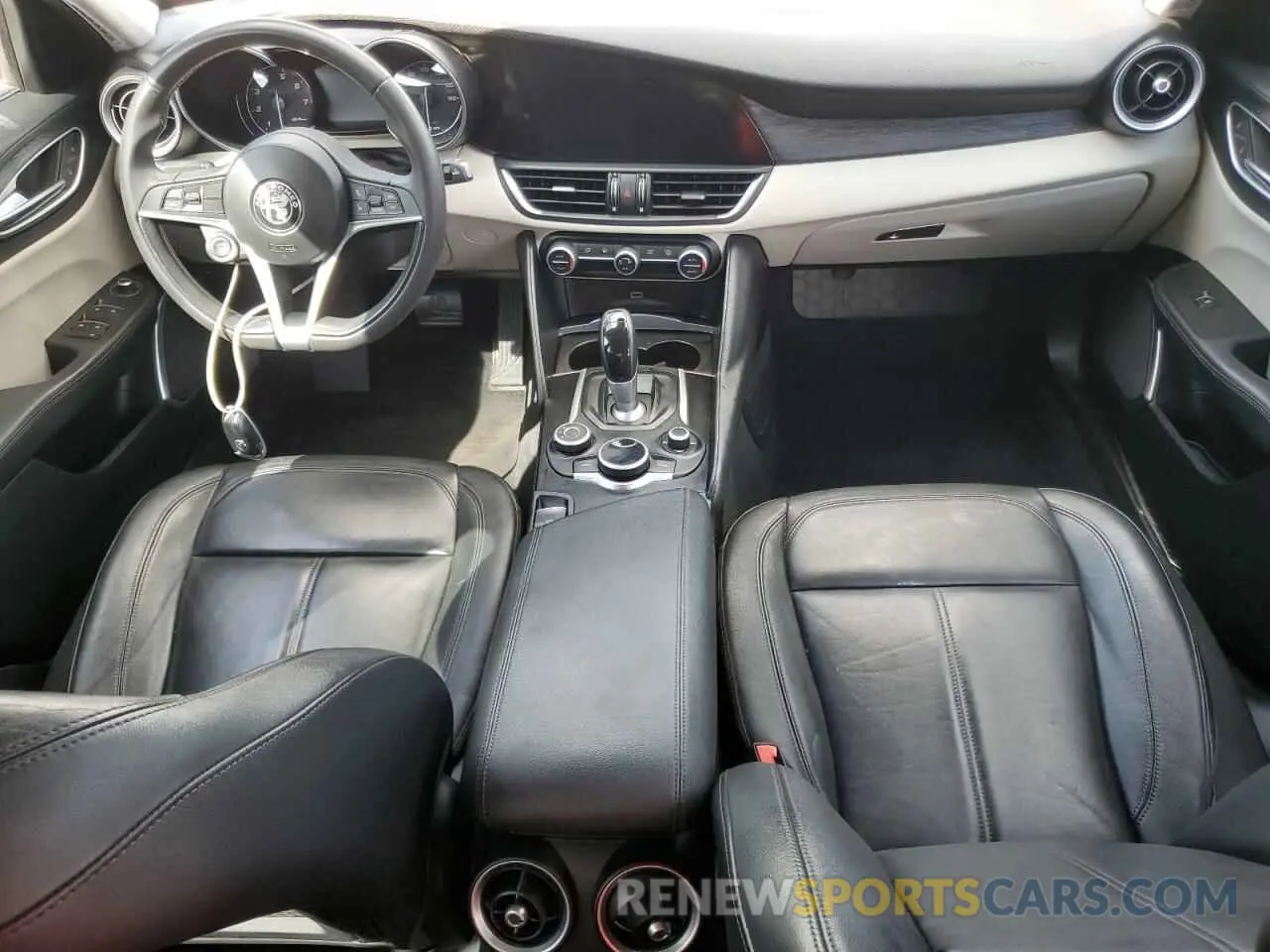 8 fotografías del automóvil dañado ZARFAMAN9K7604090 ALFA ROMEO GIULIA 2019