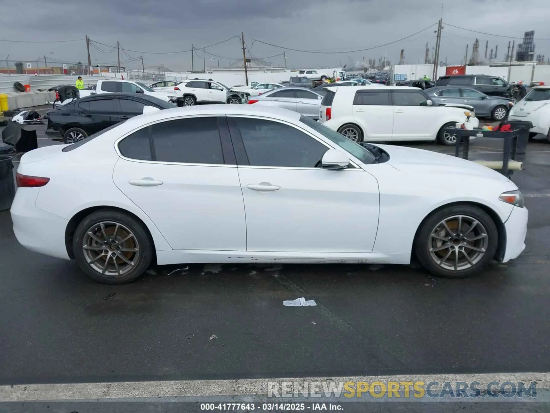 13 fotografías del automóvil dañado ZARFAMANXK7600498 ALFA ROMEO GIULIA 2019