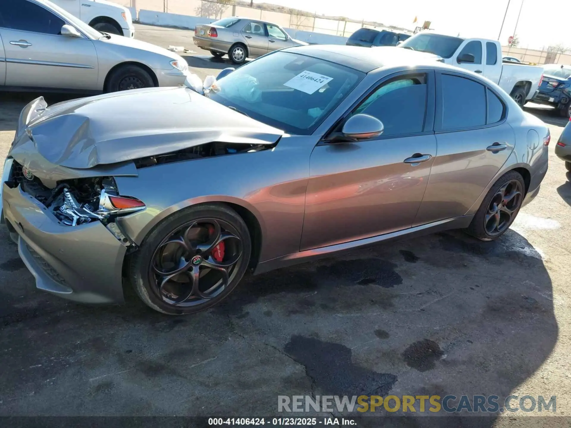 17 fotografías del automóvil dañado ZARFAMBN0K7601674 ALFA ROMEO GIULIA 2019