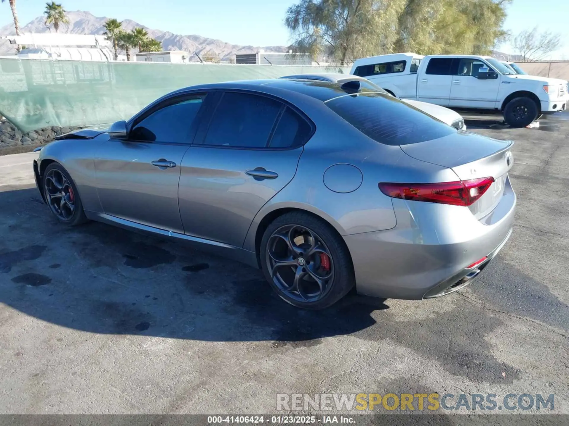 3 fotografías del automóvil dañado ZARFAMBN0K7601674 ALFA ROMEO GIULIA 2019
