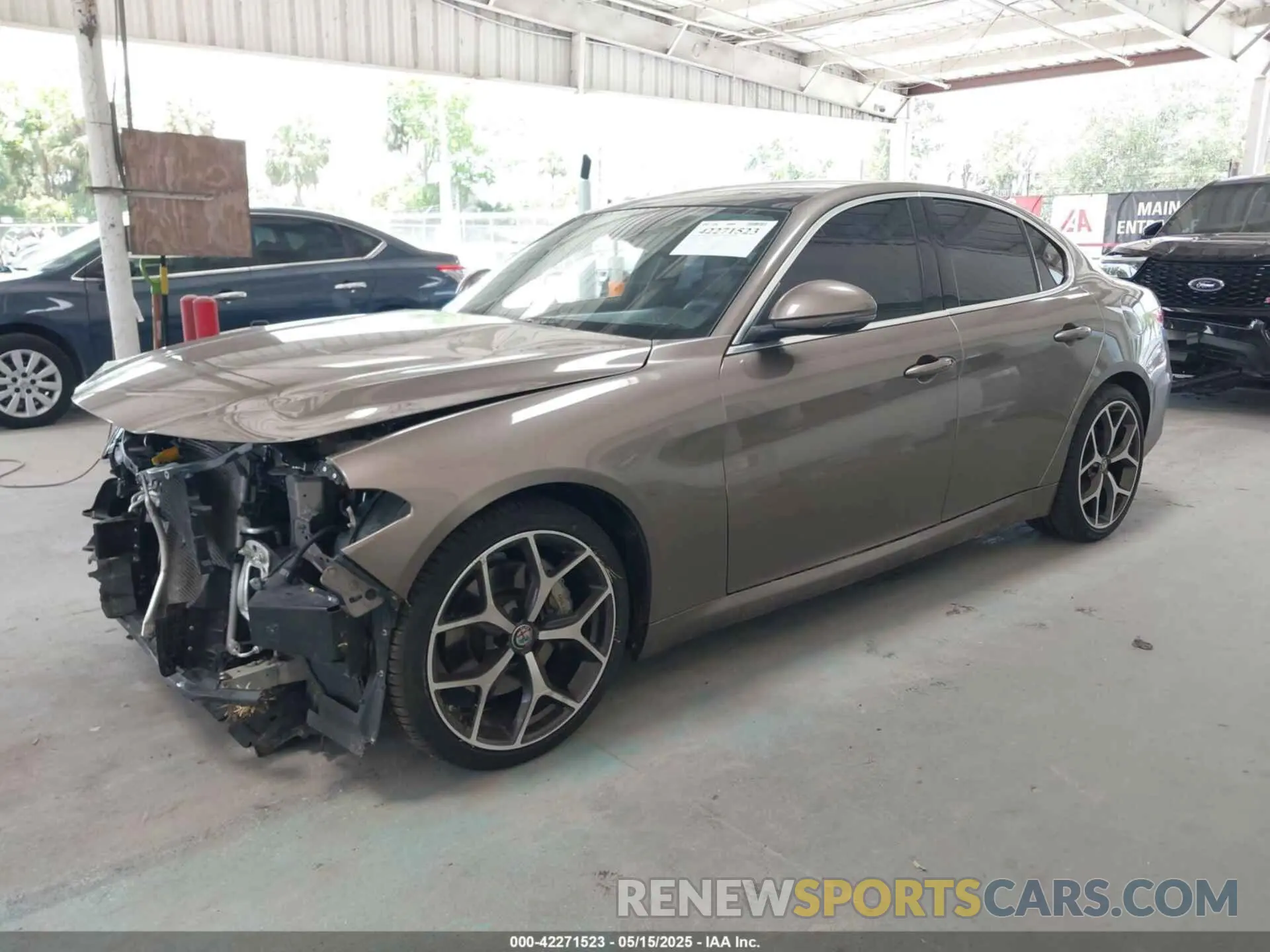 2 fotografías del automóvil dañado ZARFAMBN1K7599269 ALFA ROMEO GIULIA 2019