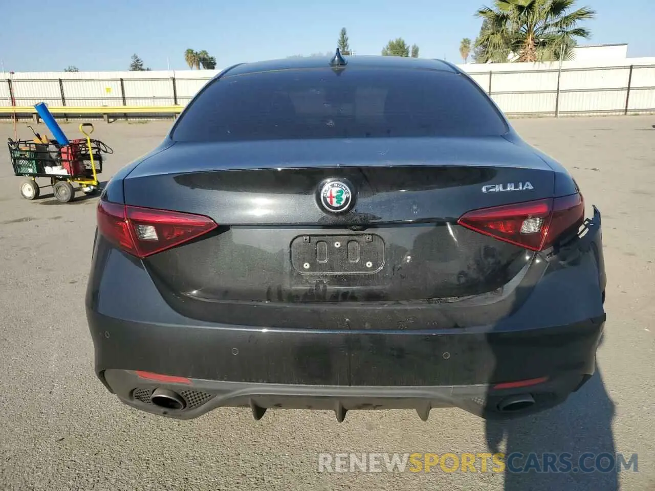 6 fotografías del automóvil dañado ZARFAMBN2K7603815 ALFA ROMEO GIULIA 2019