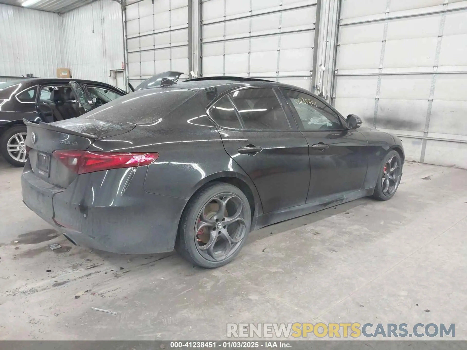 4 fotografías del automóvil dañado ZARFAMBN3K7608778 ALFA ROMEO GIULIA 2019
