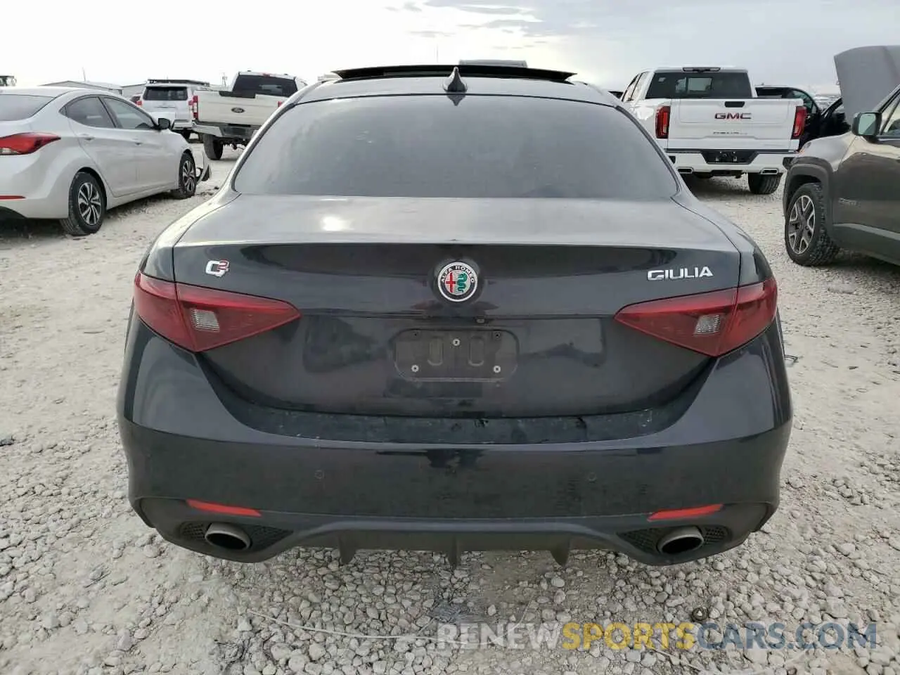 6 fotografías del automóvil dañado ZARFAMBN6K7601419 ALFA ROMEO GIULIA 2019