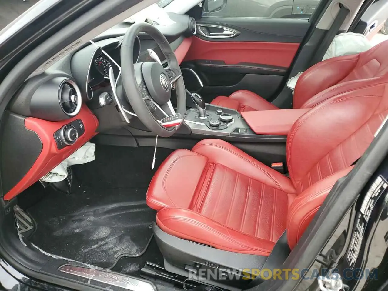 7 fotografías del automóvil dañado ZARFAMBN6K7601419 ALFA ROMEO GIULIA 2019