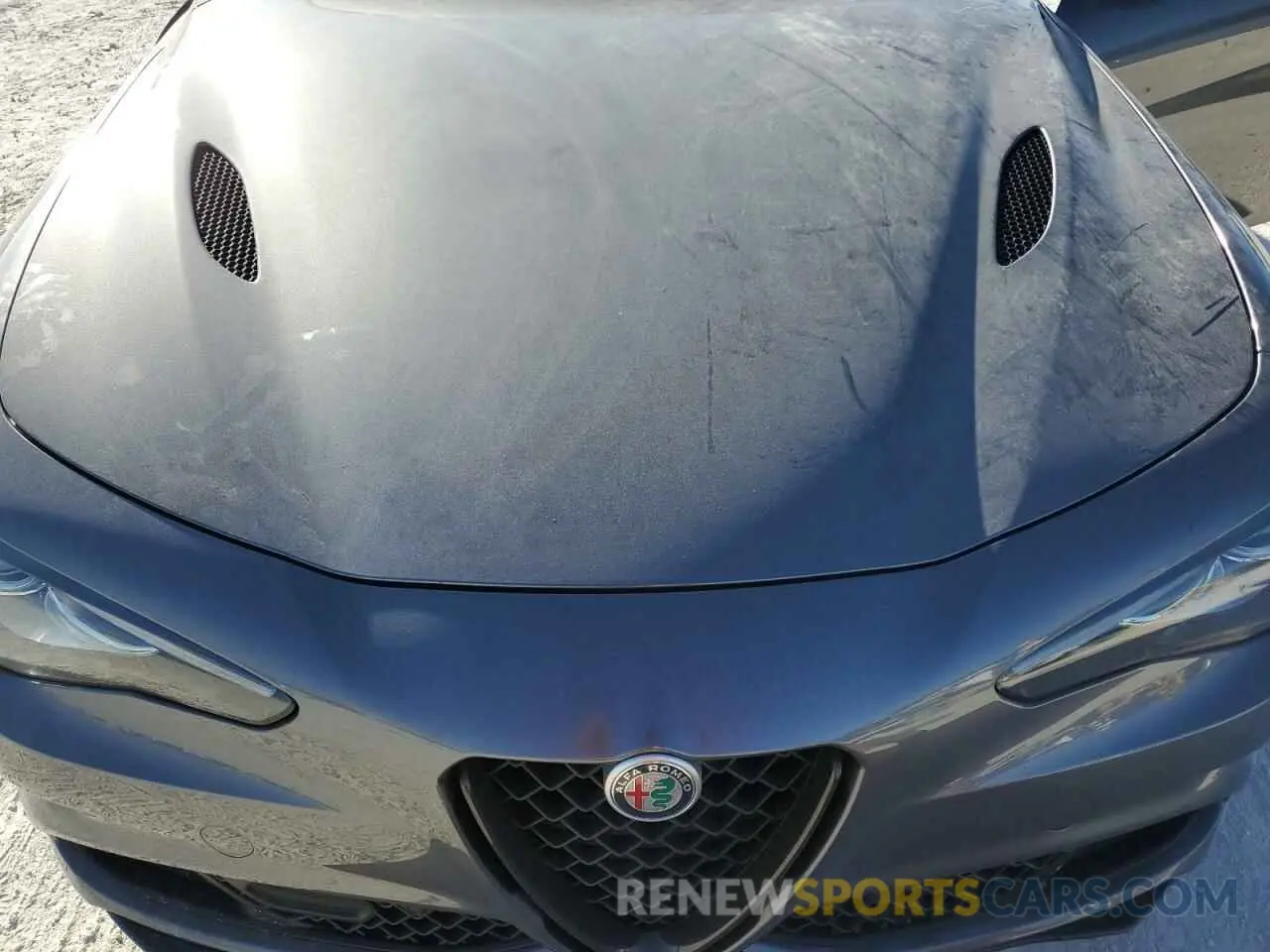 11 fotografías del automóvil dañado ZARFAMEV4K7601298 ALFA ROMEO GIULIA 2019