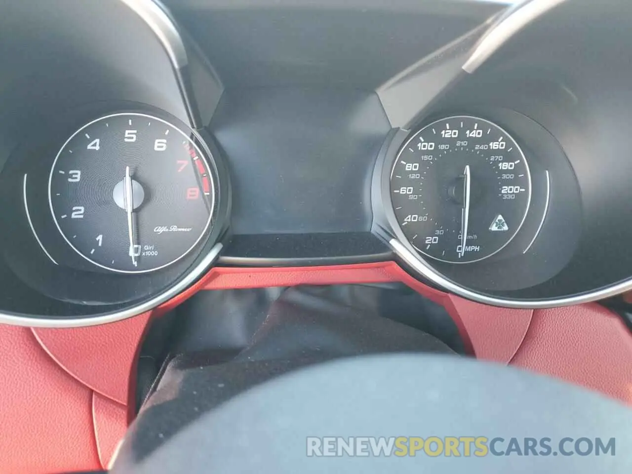 9 fotografías del automóvil dañado ZARFAMEV4K7601298 ALFA ROMEO GIULIA 2019