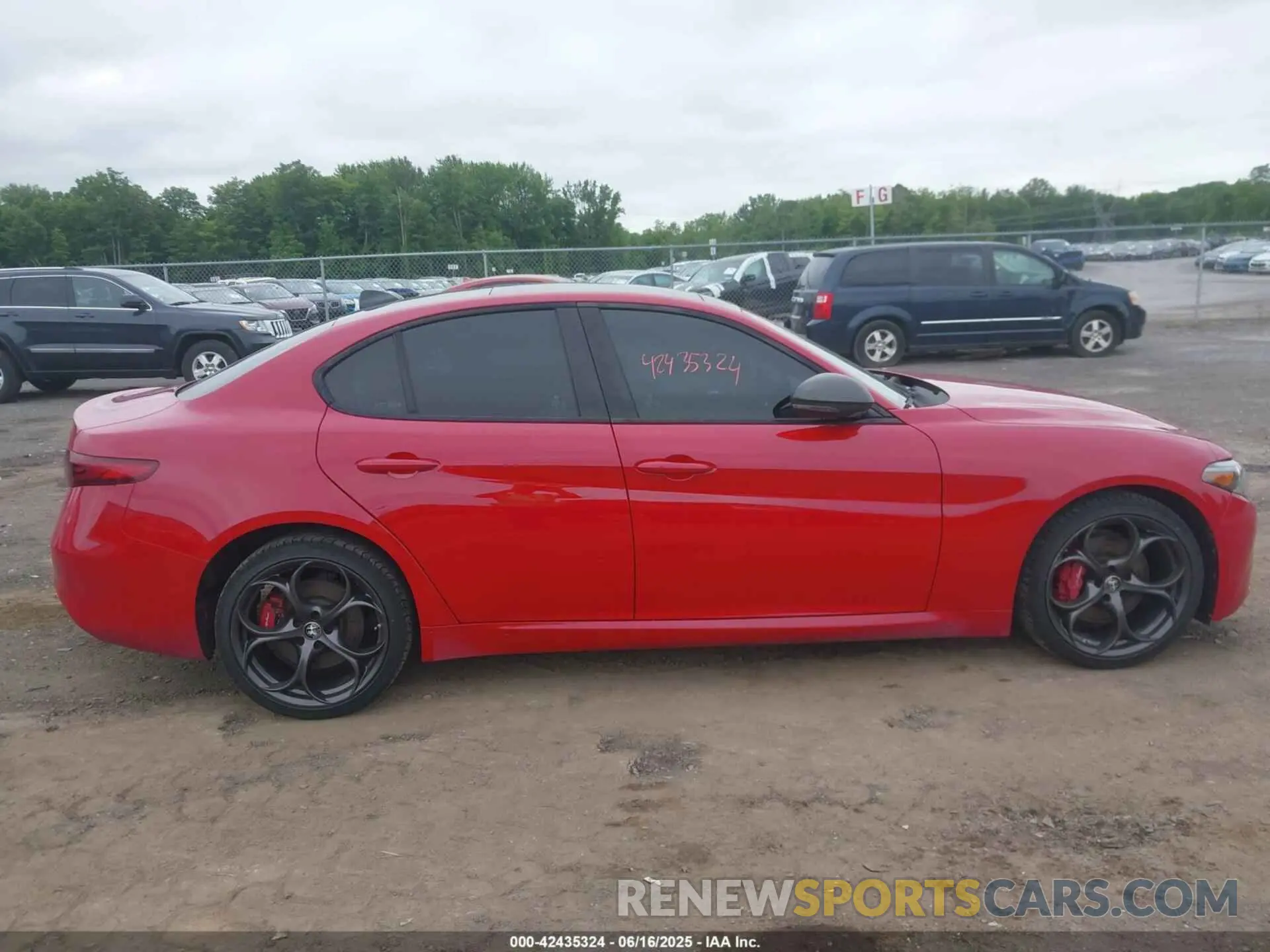 13 fotografías del automóvil dañado ZARFANAN1K7598906 ALFA ROMEO GIULIA 2019