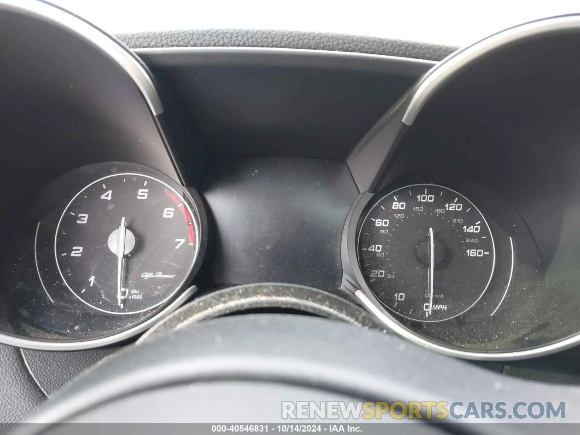 16 fotografías del automóvil dañado ZARFANAN2K7622663 ALFA ROMEO GIULIA 2019