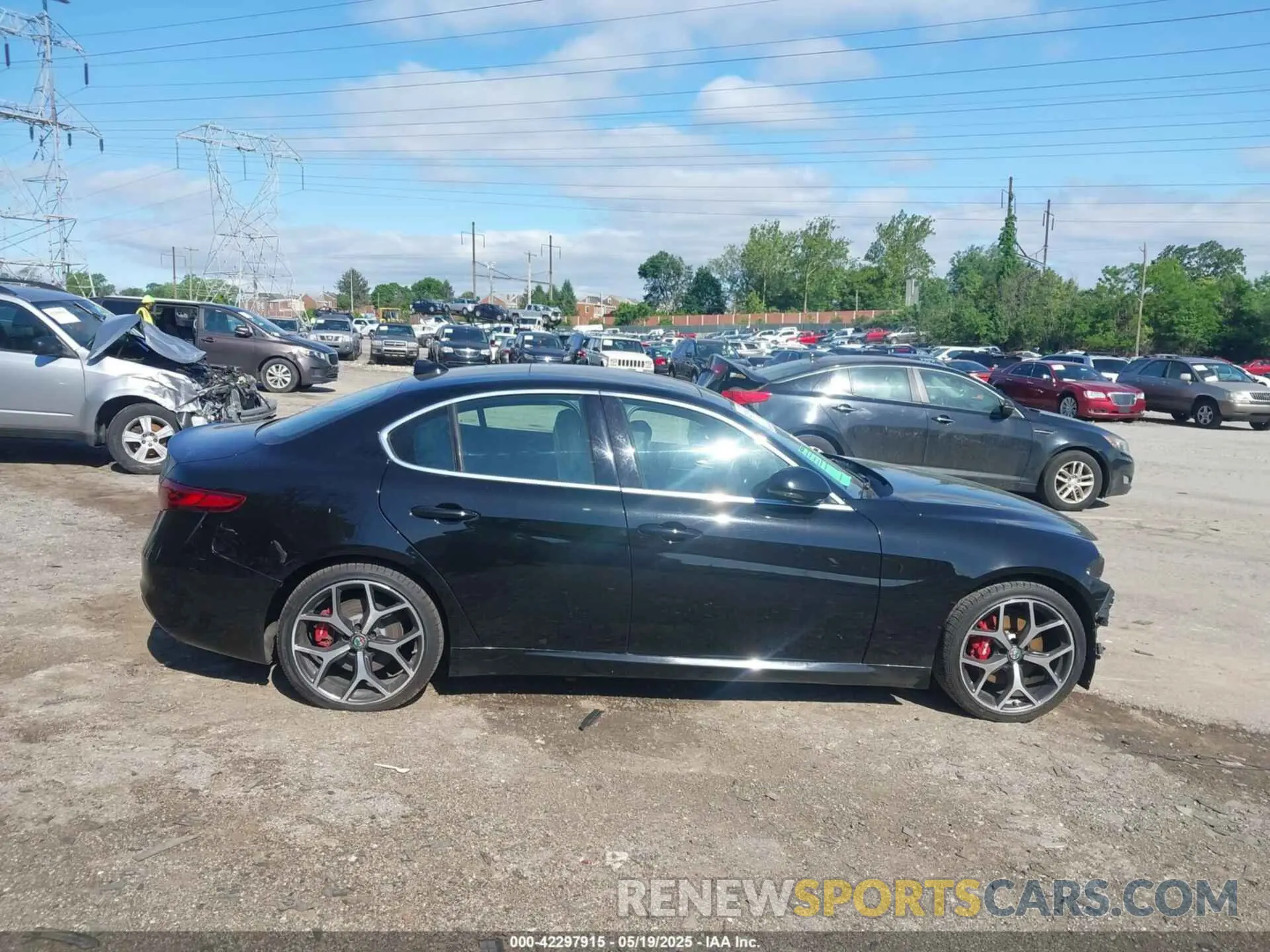 13 fotografías del automóvil dañado ZARFANAN6K7612900 ALFA ROMEO GIULIA 2019