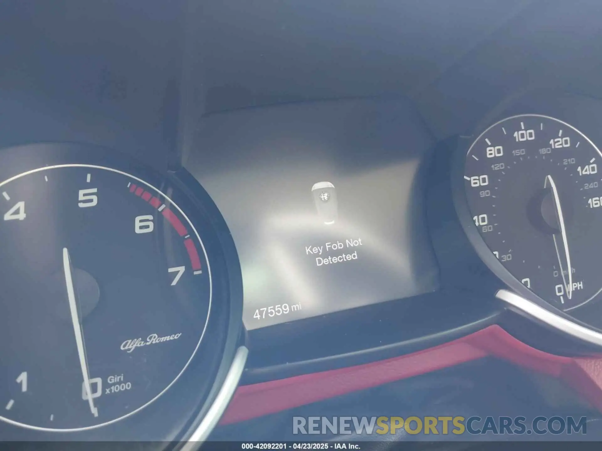 7 fotografías del automóvil dañado ZARFANBN8K7603243 ALFA ROMEO GIULIA 2019