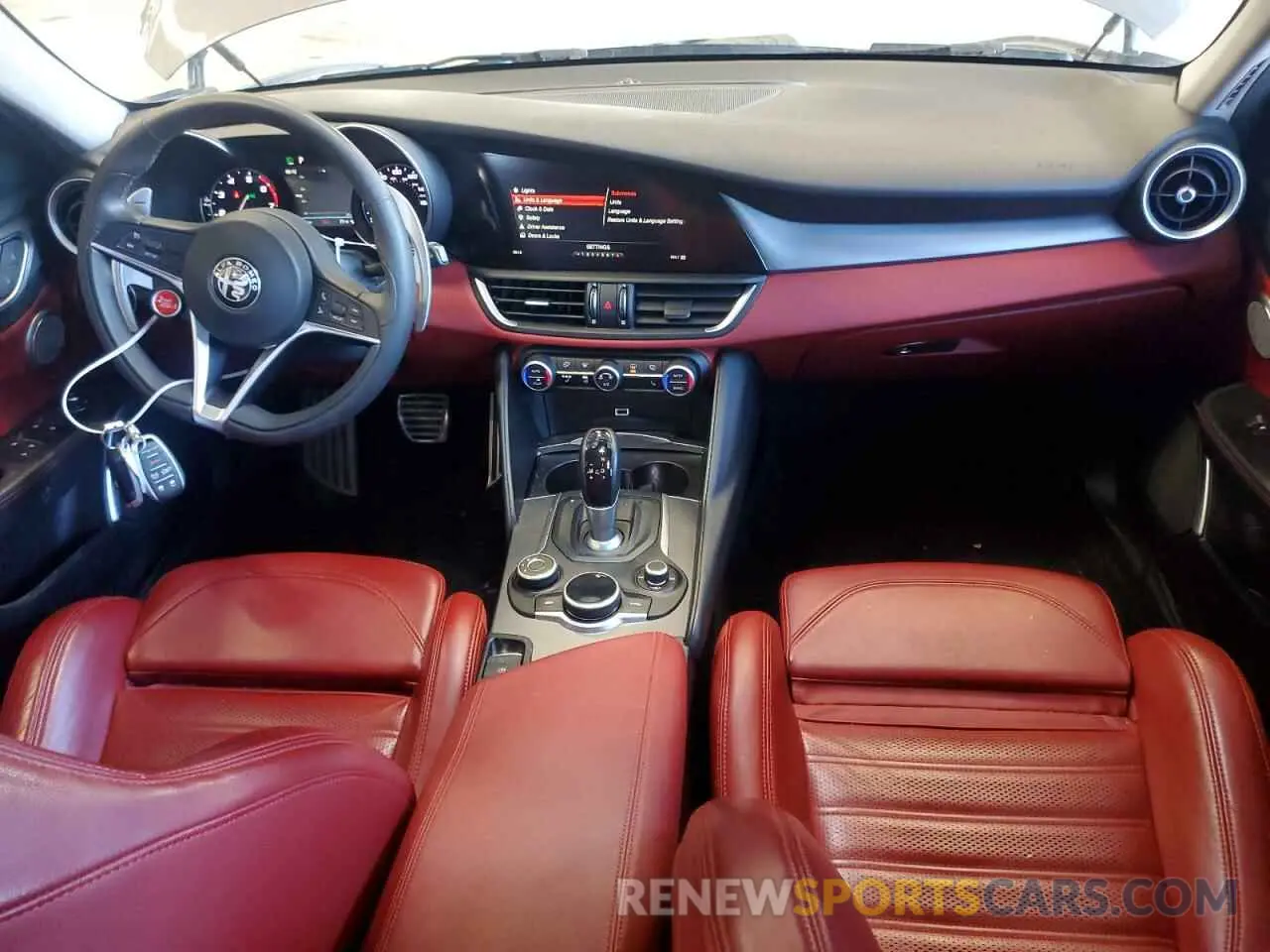 8 fotografías del automóvil dañado ZARFANBN8K7603937 ALFA ROMEO GIULIA 2019