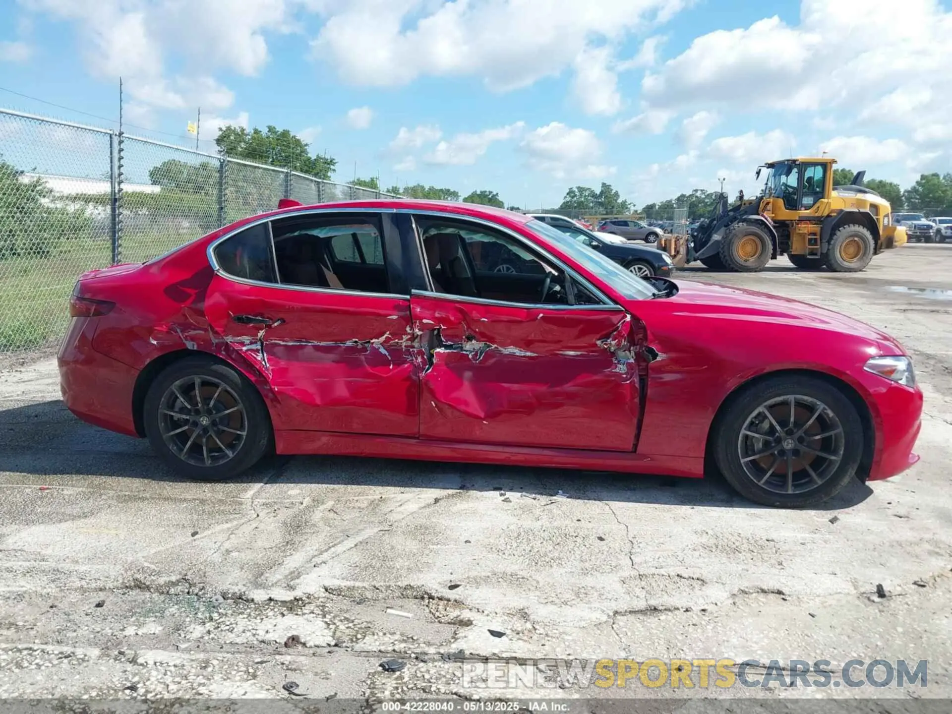 12 fotografías del automóvil dañado ZARFAMAN0L7631101 ALFA ROMEO GIULIA 2020