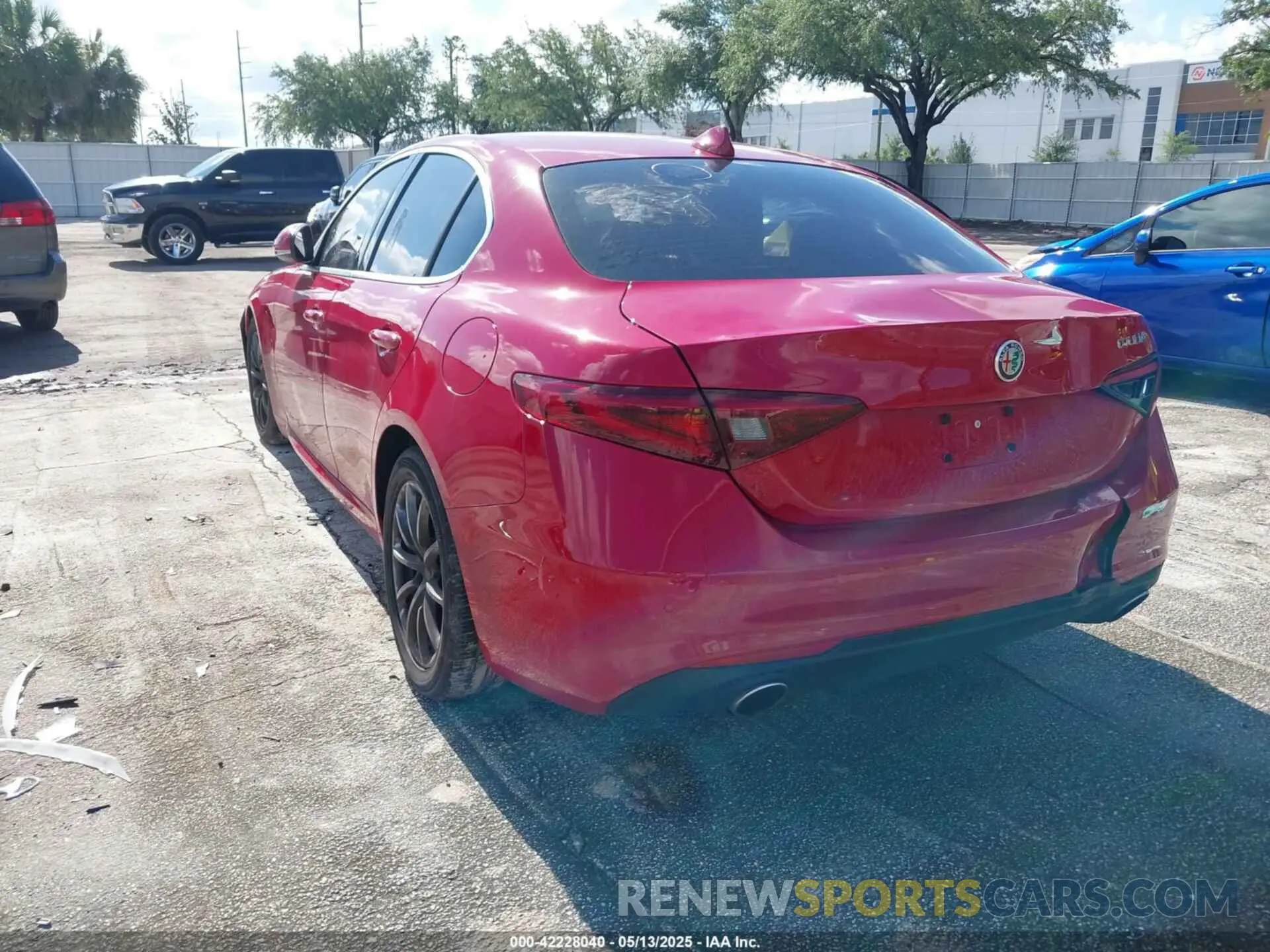 3 fotografías del automóvil dañado ZARFAMAN0L7631101 ALFA ROMEO GIULIA 2020