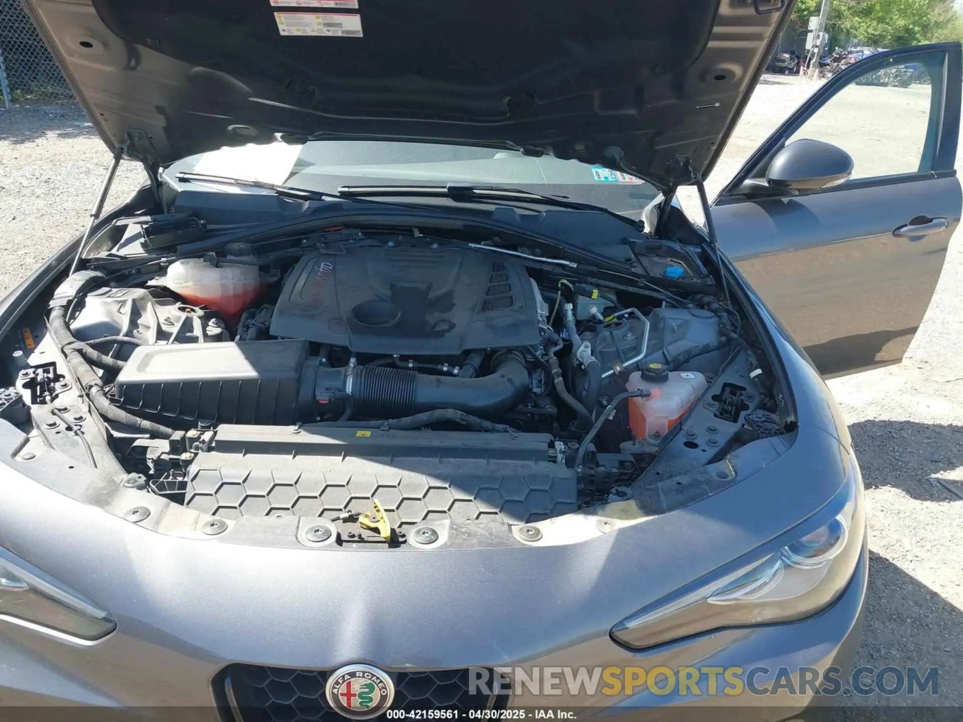 10 fotografías del automóvil dañado ZARFAMAN2L7624277 ALFA ROMEO GIULIA 2020