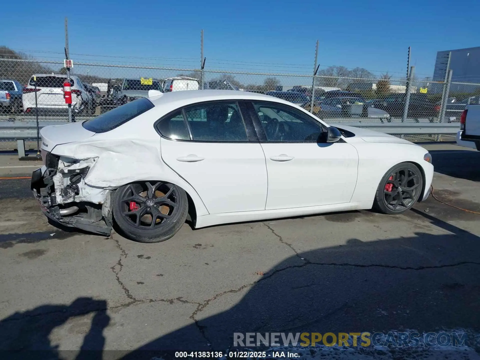 13 fotografías del automóvil dañado ZARFAMAN6L7631460 ALFA ROMEO GIULIA 2020