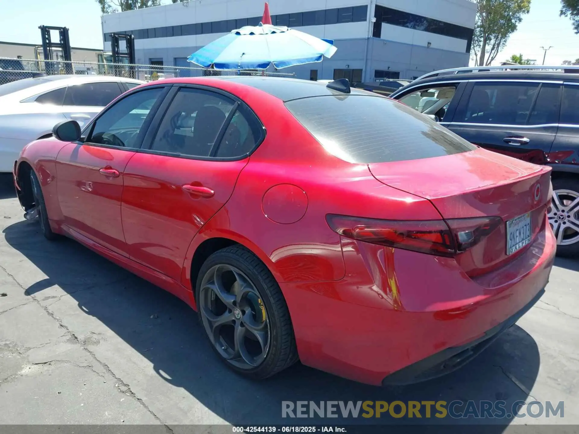 3 fotografías del automóvil dañado ZARFAMBN1L7631770 ALFA ROMEO GIULIA 2020