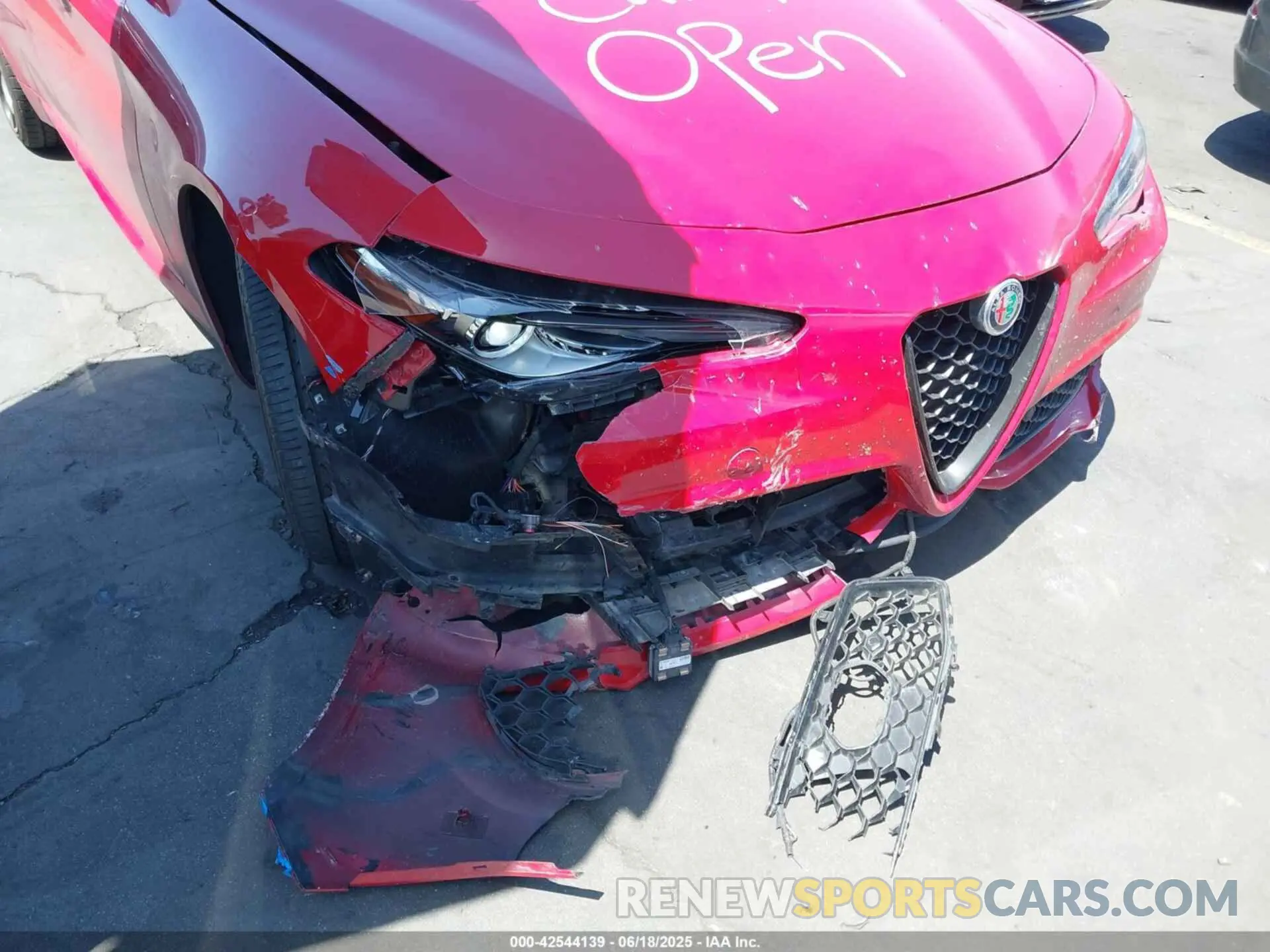 6 fotografías del automóvil dañado ZARFAMBN1L7631770 ALFA ROMEO GIULIA 2020