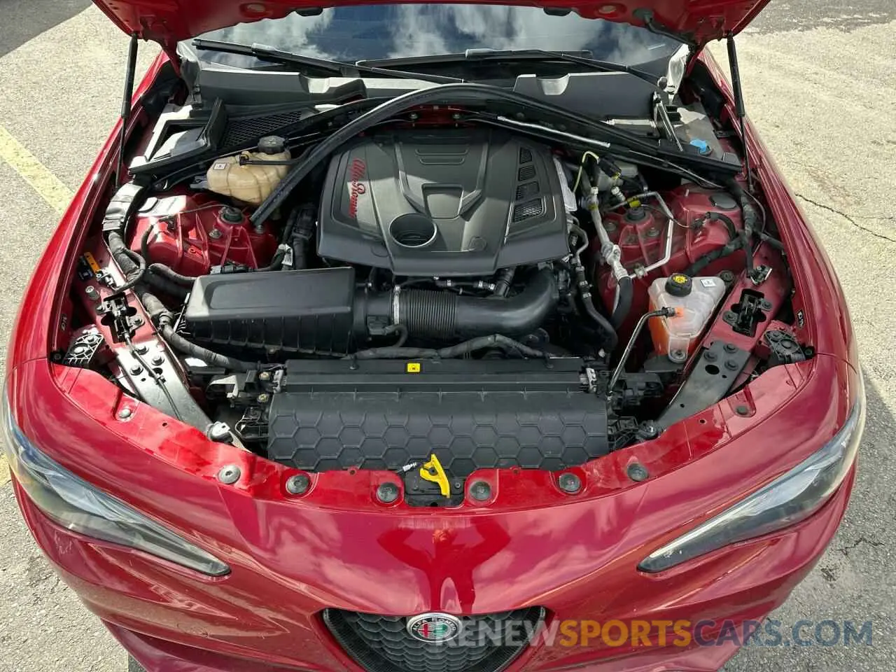 5 fotografías del automóvil dañado ZARFAMBN7L7626380 ALFA ROMEO GIULIA 2020