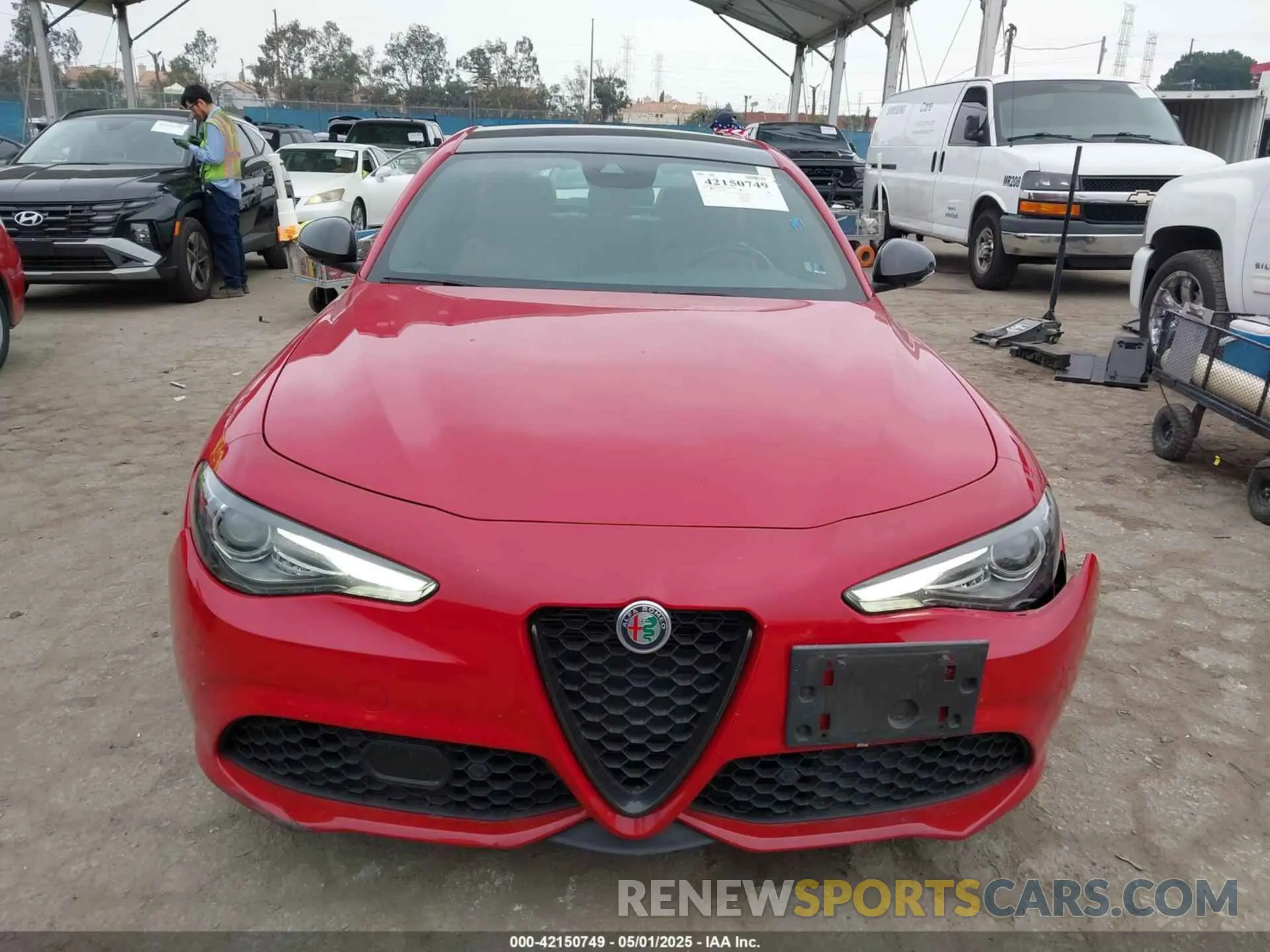 13 fotografías del automóvil dañado ZARFAMBN9L7638160 ALFA ROMEO GIULIA 2020
