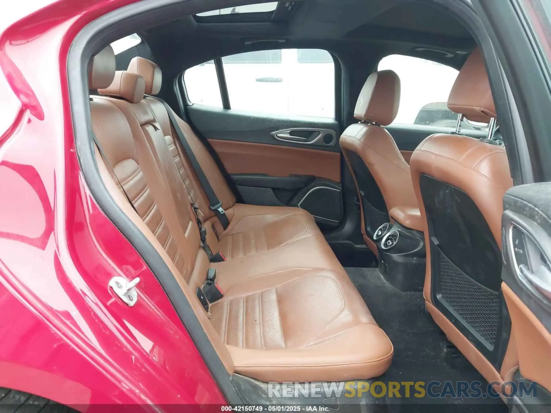 8 fotografías del automóvil dañado ZARFAMBN9L7638160 ALFA ROMEO GIULIA 2020
