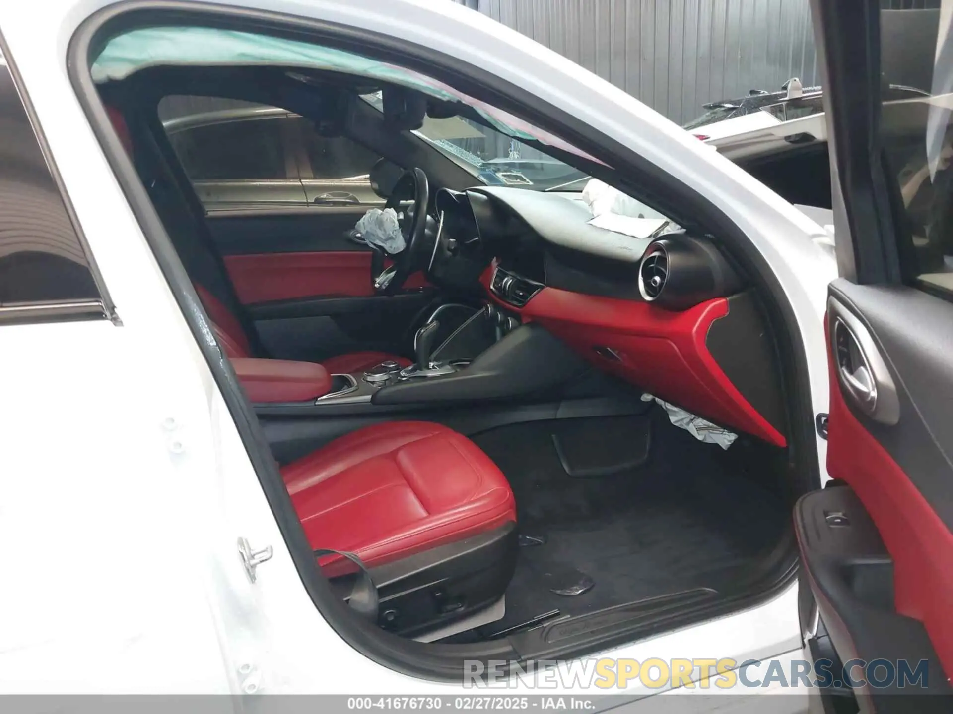 5 fotografías del automóvil dañado ZARFANAN9L7630017 ALFA ROMEO GIULIA 2020