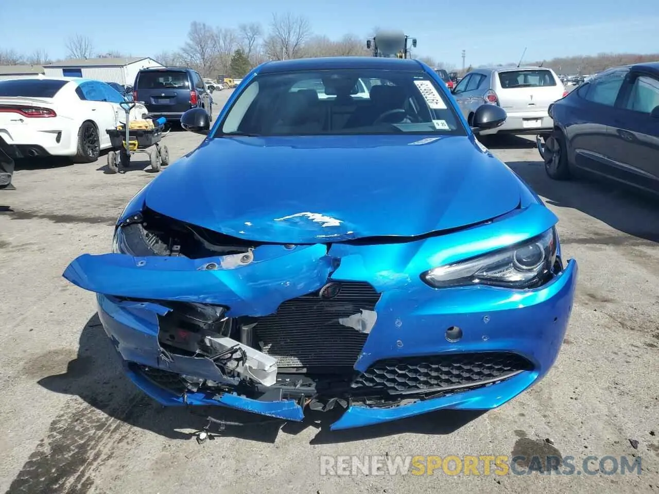 5 fotografías del automóvil dañado ZARFANBN0L7633662 ALFA ROMEO GIULIA 2020
