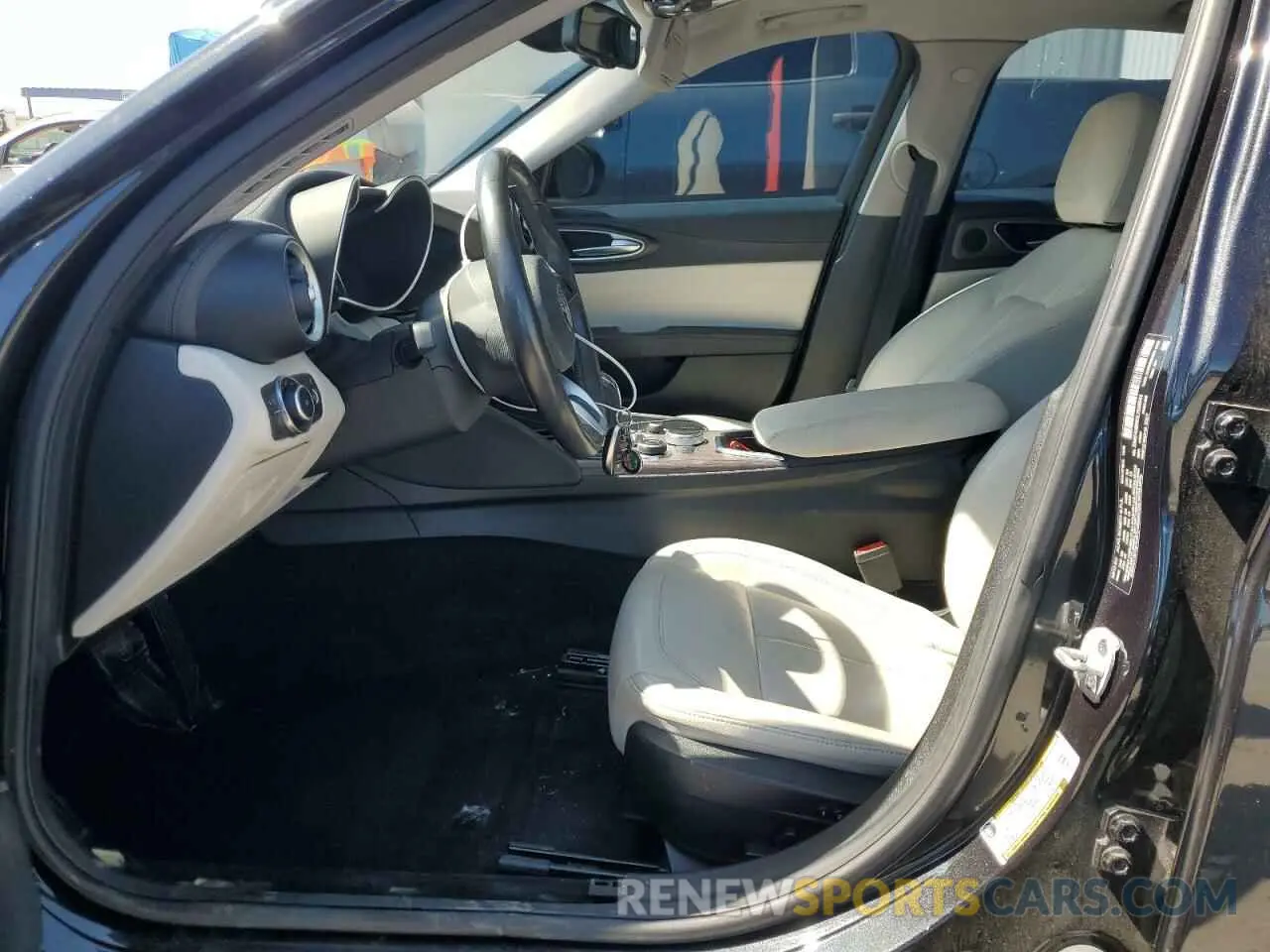 7 fotografías del automóvil dañado ZARFANBN3L7625541 ALFA ROMEO GIULIA 2020