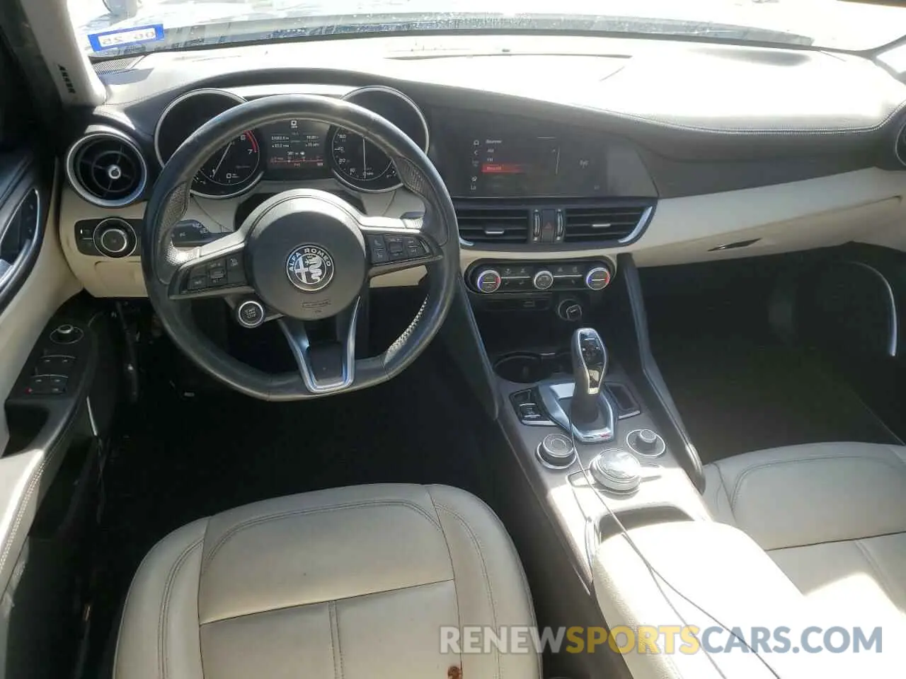 8 fotografías del automóvil dañado ZARFANBN3L7625541 ALFA ROMEO GIULIA 2020