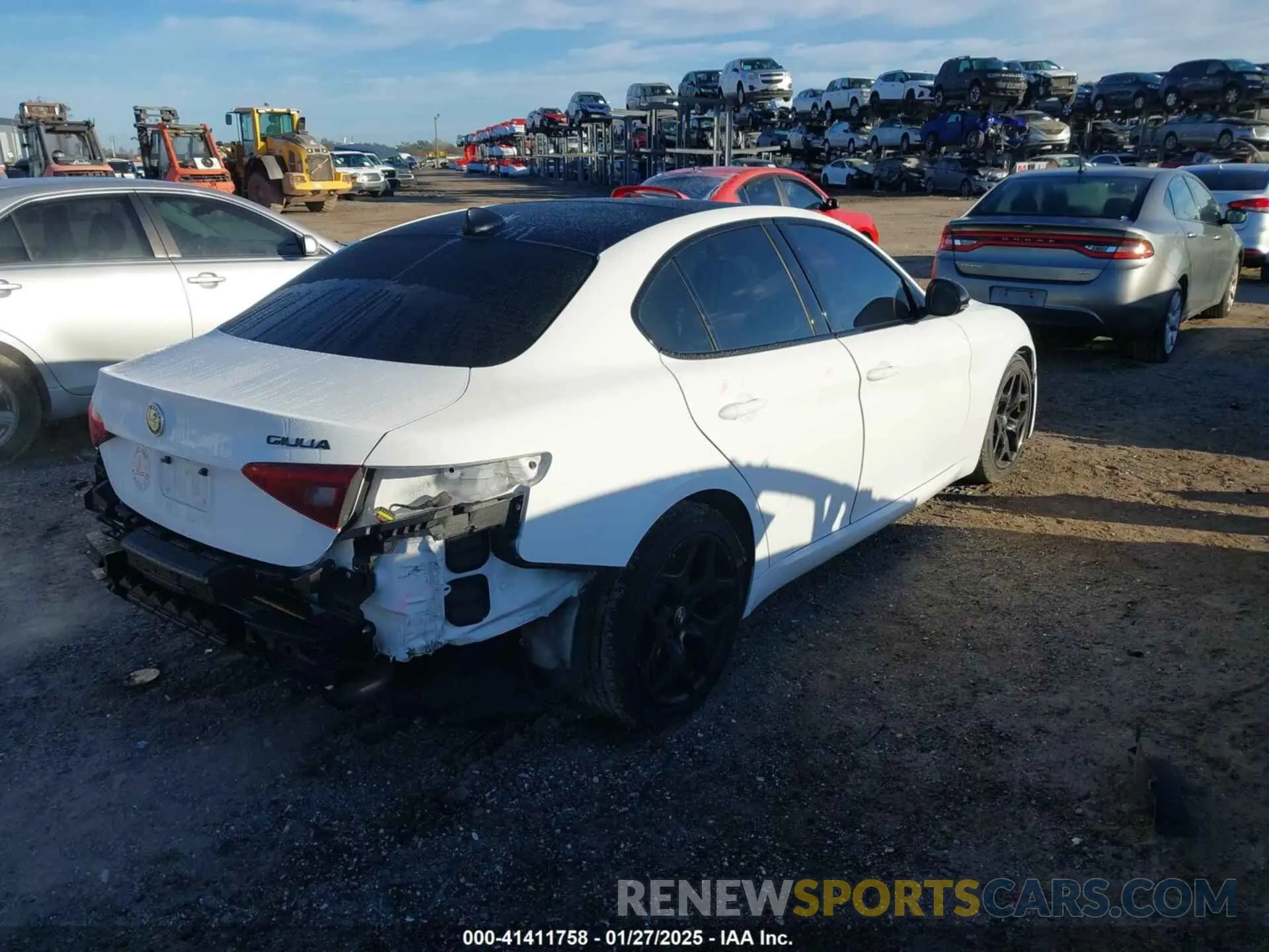 4 fotografías del automóvil dañado ZARFAMANXM7645217 ALFA ROMEO GIULIA 2021