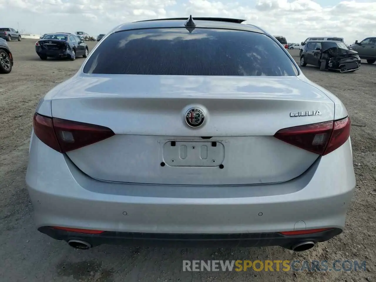 6 fotografías del automóvil dañado ZARFAMBNXM7639691 ALFA ROMEO GIULIA 2021
