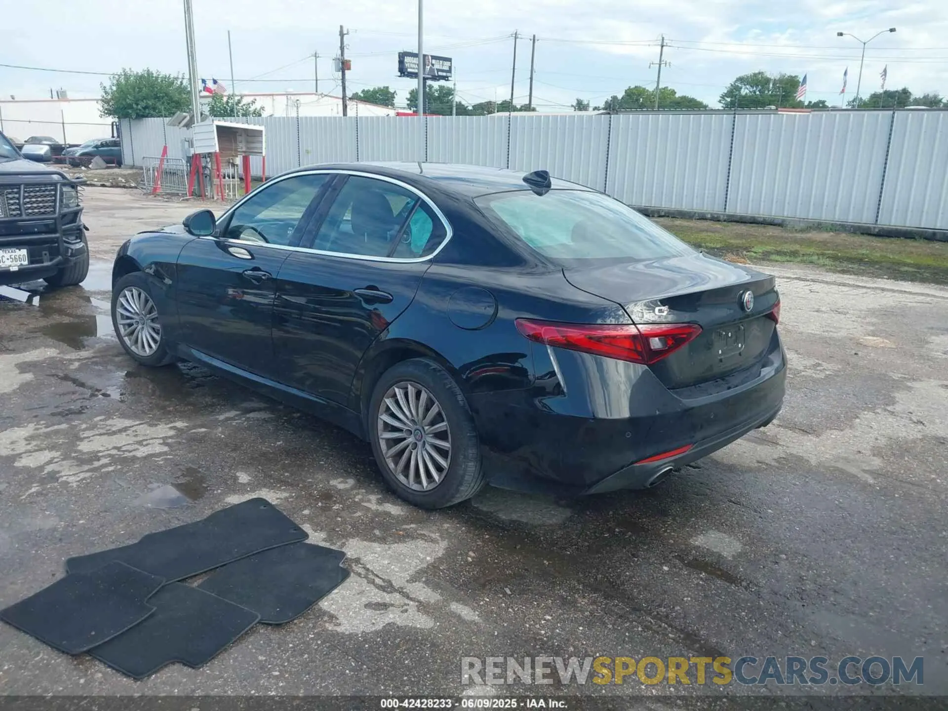 3 fotografías del automóvil dañado ZARFANAN5M7648211 ALFA ROMEO GIULIA 2021