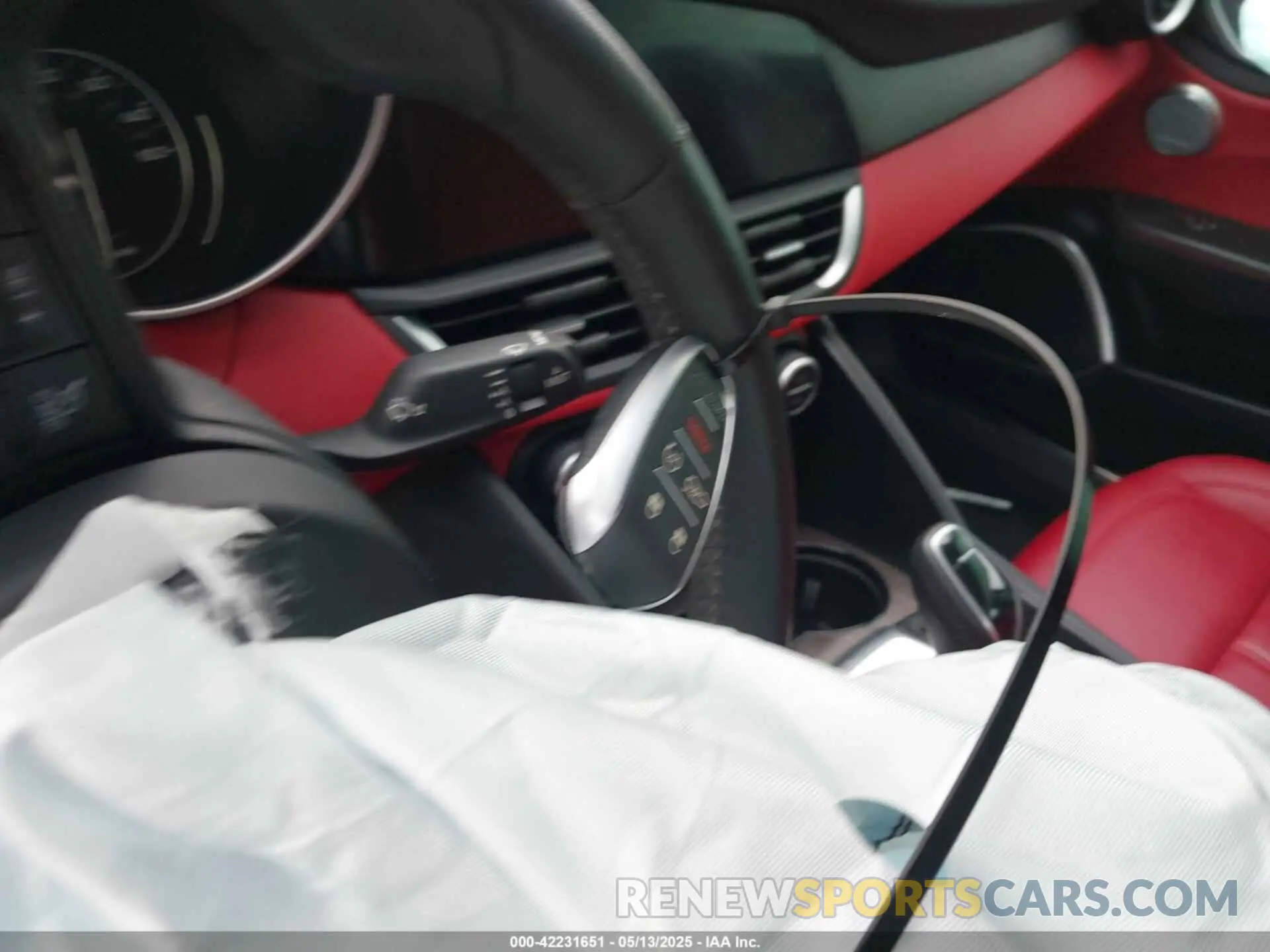 11 fotografías del automóvil dañado ZARFANBN5M7643816 ALFA ROMEO GIULIA 2021