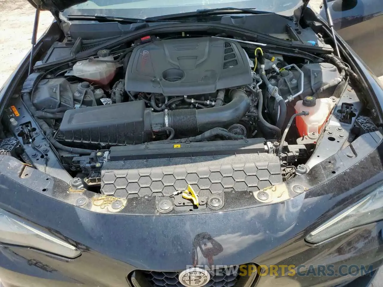 11 fotografías del automóvil dañado ZARFANBN7M7643882 ALFA ROMEO GIULIA 2021