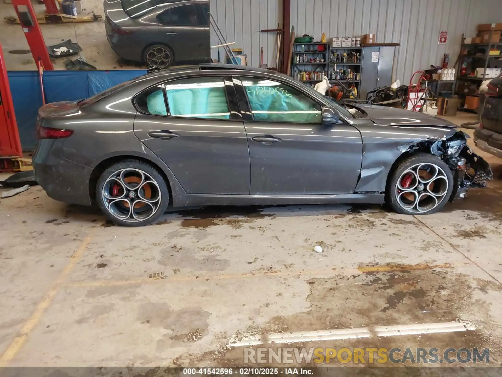 13 fotografías del automóvil dañado ZARFANBN9M7641230 ALFA ROMEO GIULIA 2021